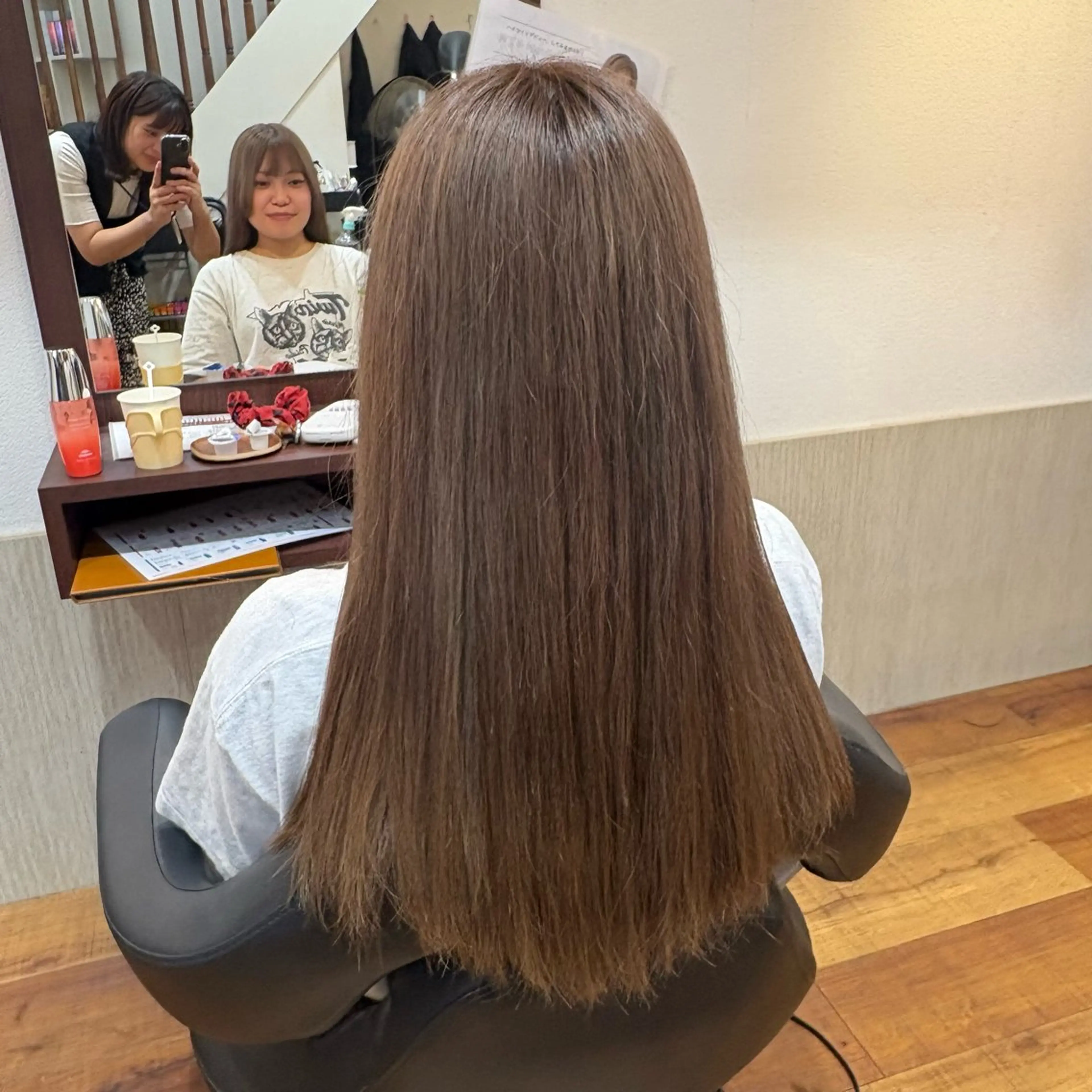 ロング MOLLASALON 浅香山店所属・髪質改善カラー 縮毛矯正🤍辻桃加のヘアスタイル