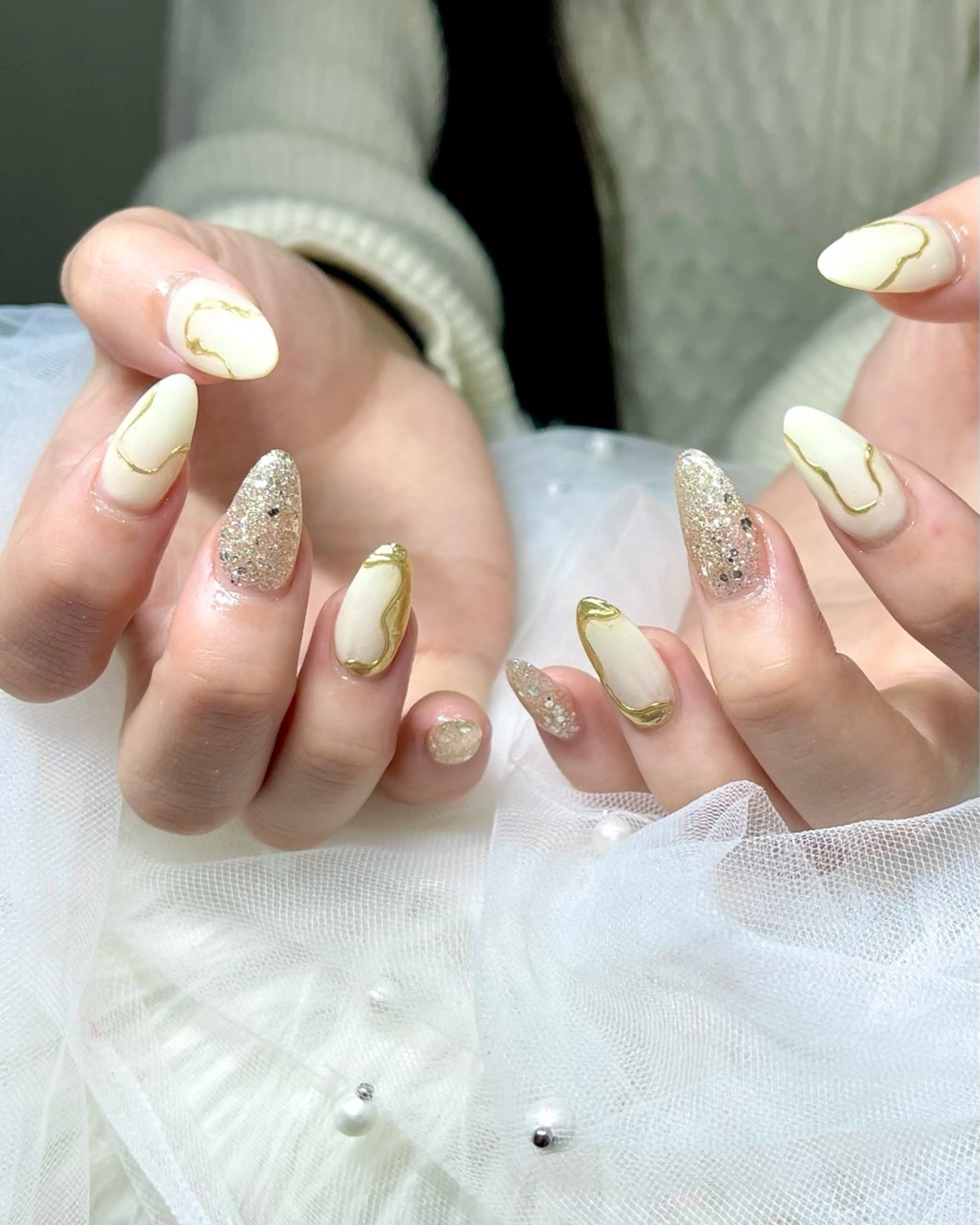 ネイル キラキラネイル 韓国ネイル ワンカラーネイル シンプルネイル ワンホンネイル ハンドネイル fox. nail__sakiのネイルデザイン