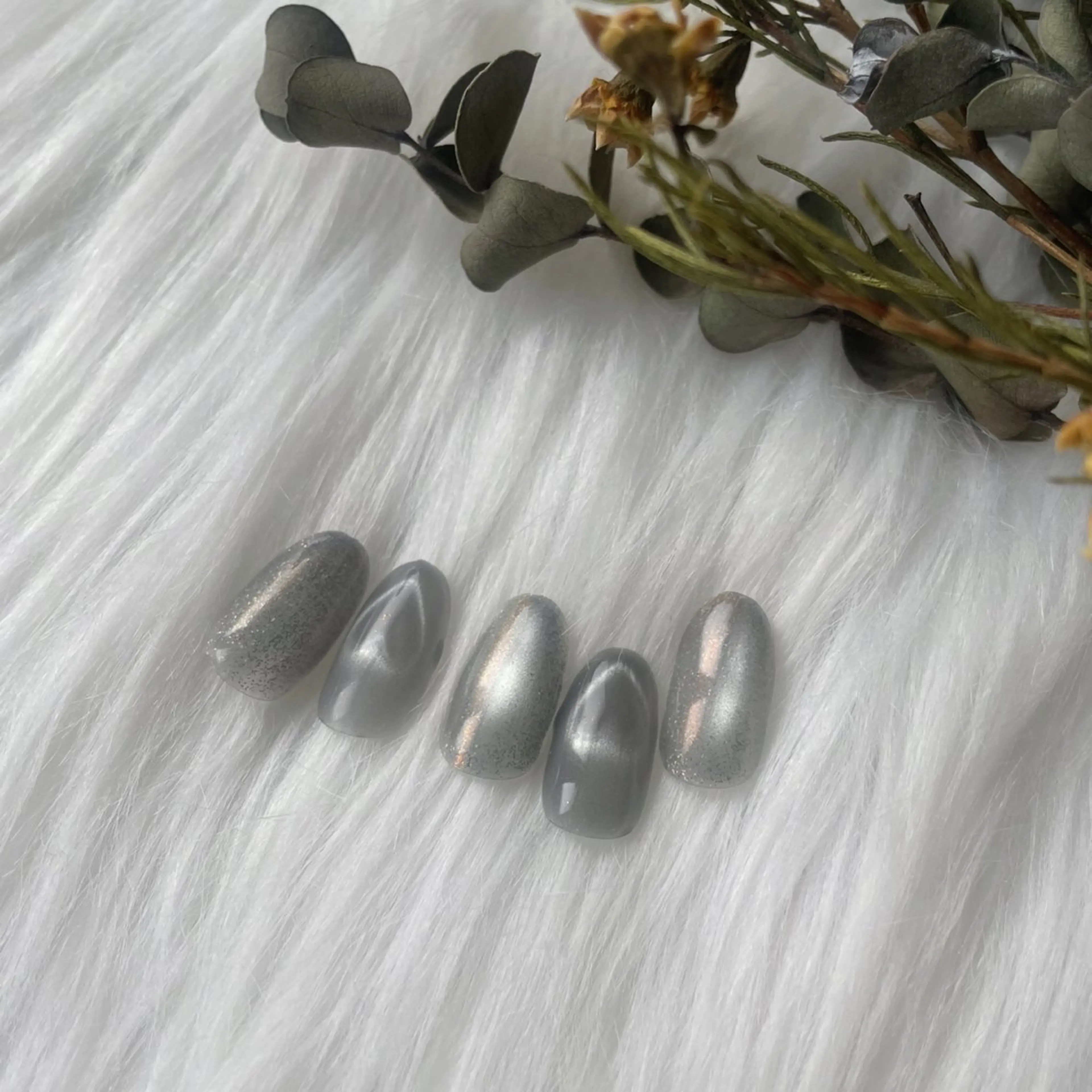 ネイル ブルー フラッシュネイル フレンチネイル ハート キラキラネイル ハンドネイル timtam --sakiのネイルデザイン