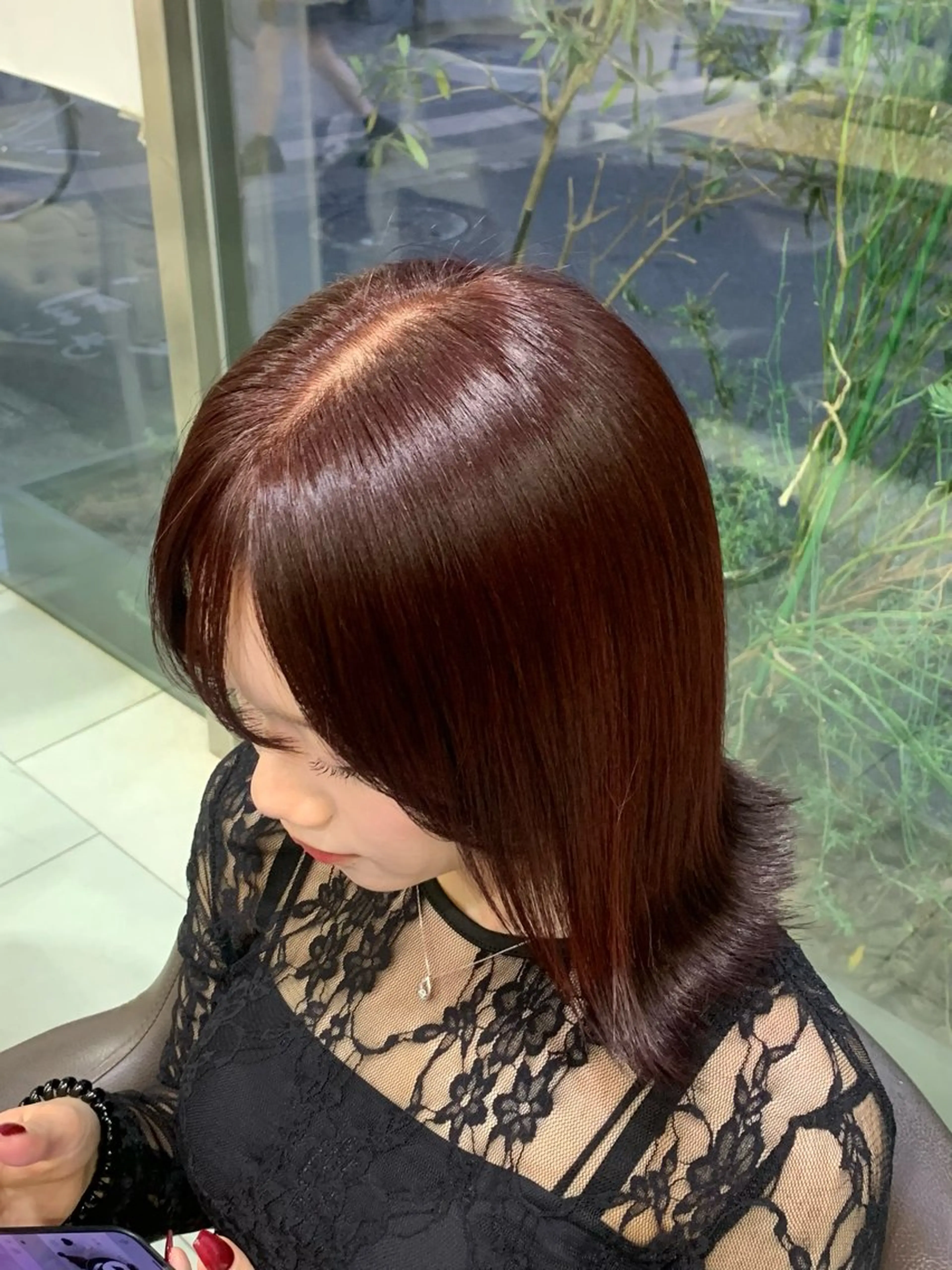 セミロング ヘアカラー レイヤー／マツエク 💋𝑨𝑵𝑵𝑨のヘアスタイル