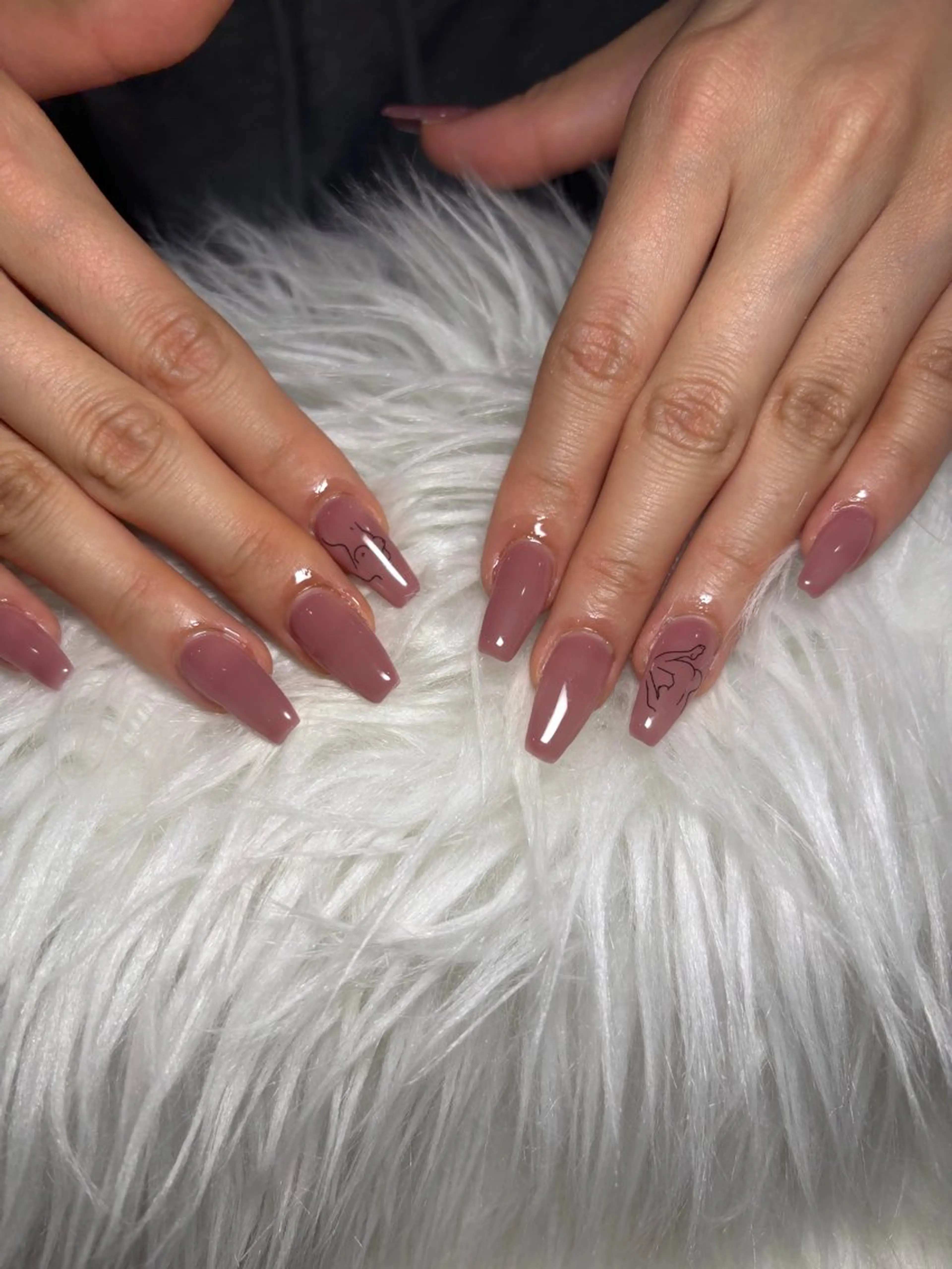 ミディアム ハンドネイル lilivelle KIRARIのネイルデザイン