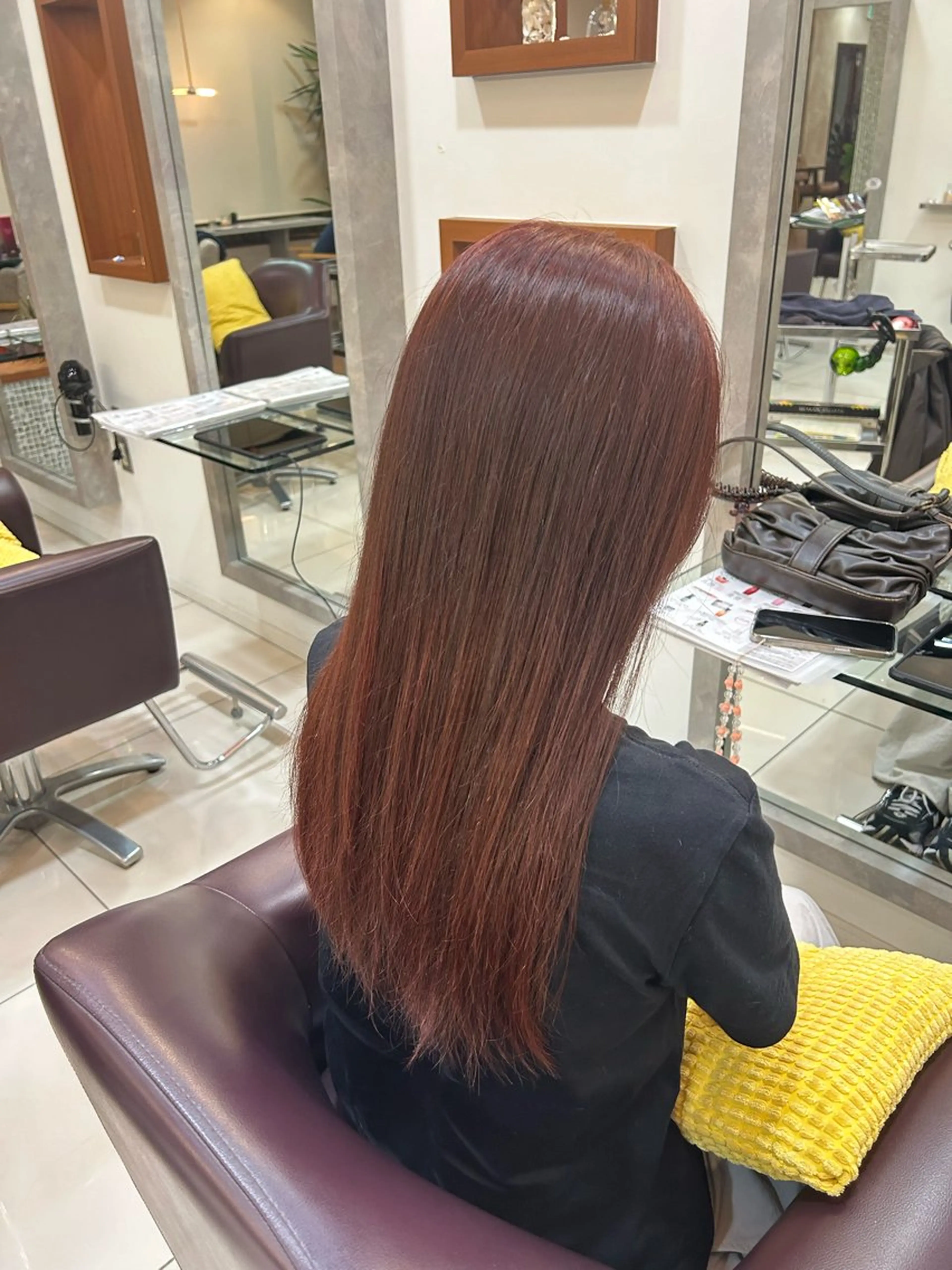 ロング カラー 齋藤 真帆のヘアスタイル