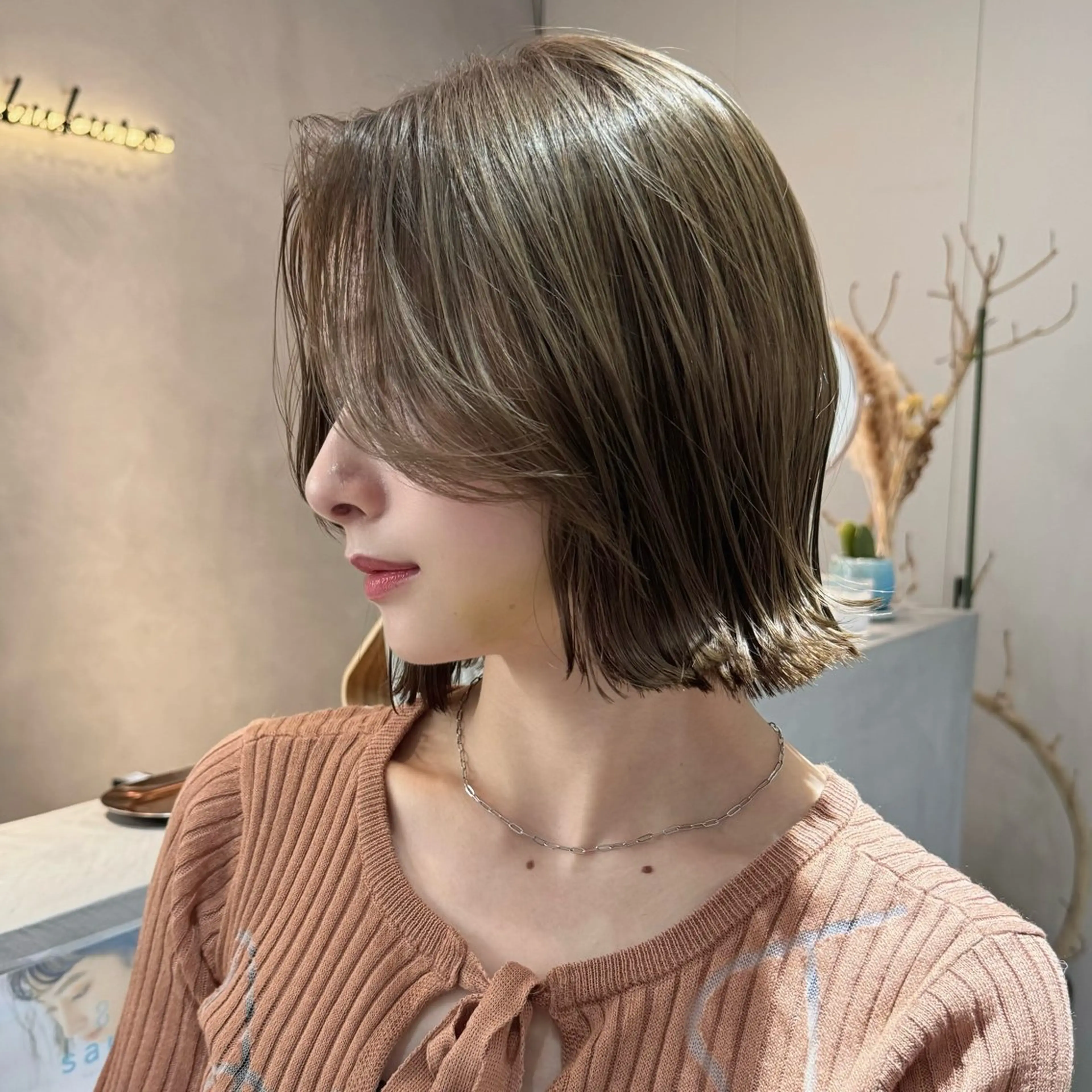 【ご新規様はこちら♡】人気No.2☆小顔カット＋透明感カラー＋2stepTR⭐️ショート・ボブ・レイヤーの写真