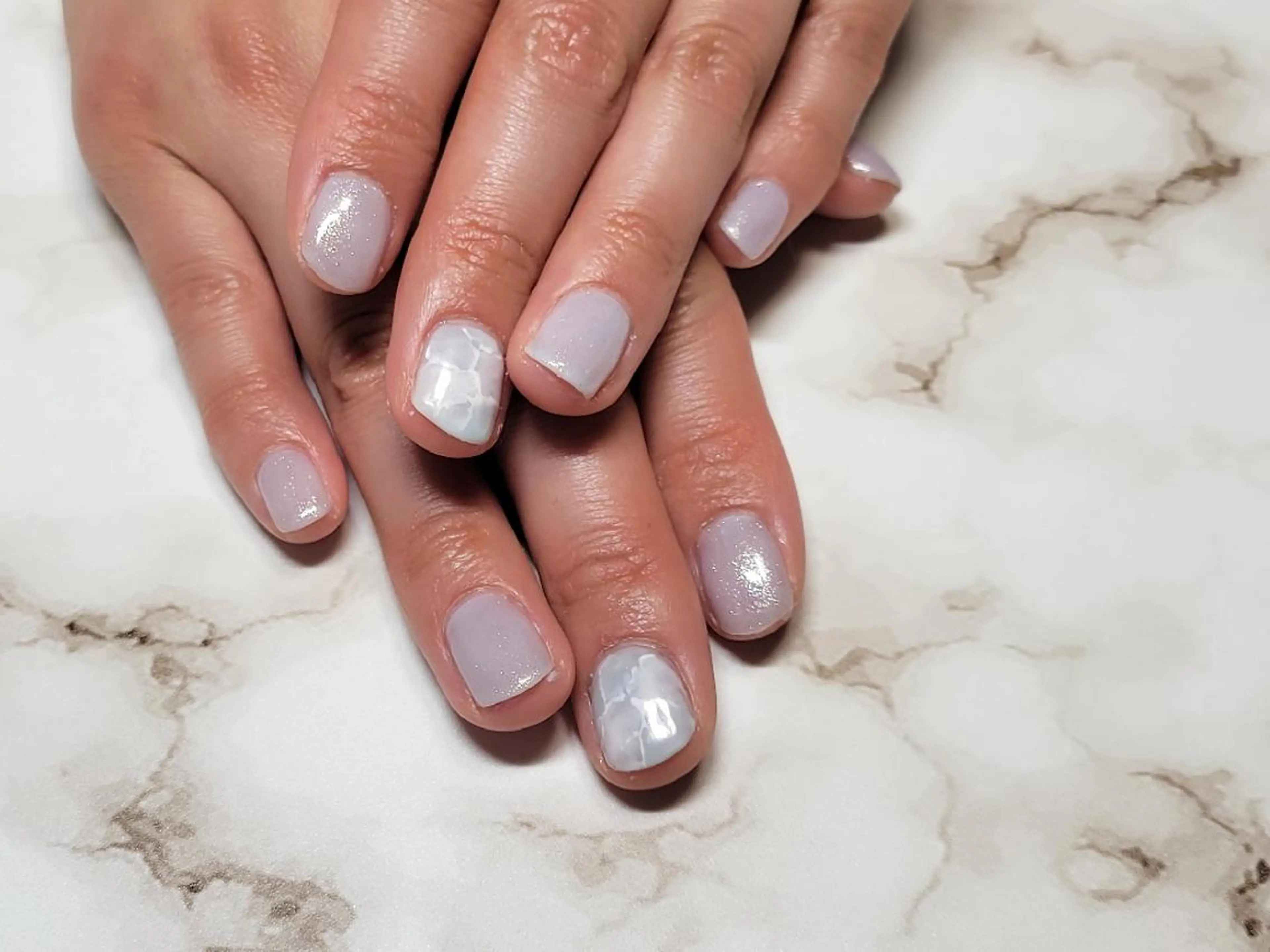 ネイル アートネイル ブルー ジェルネイル ラメ(グリッター) 大理石ネイル(マーブル) Nails and  Beauty-Mのネイルデザイン