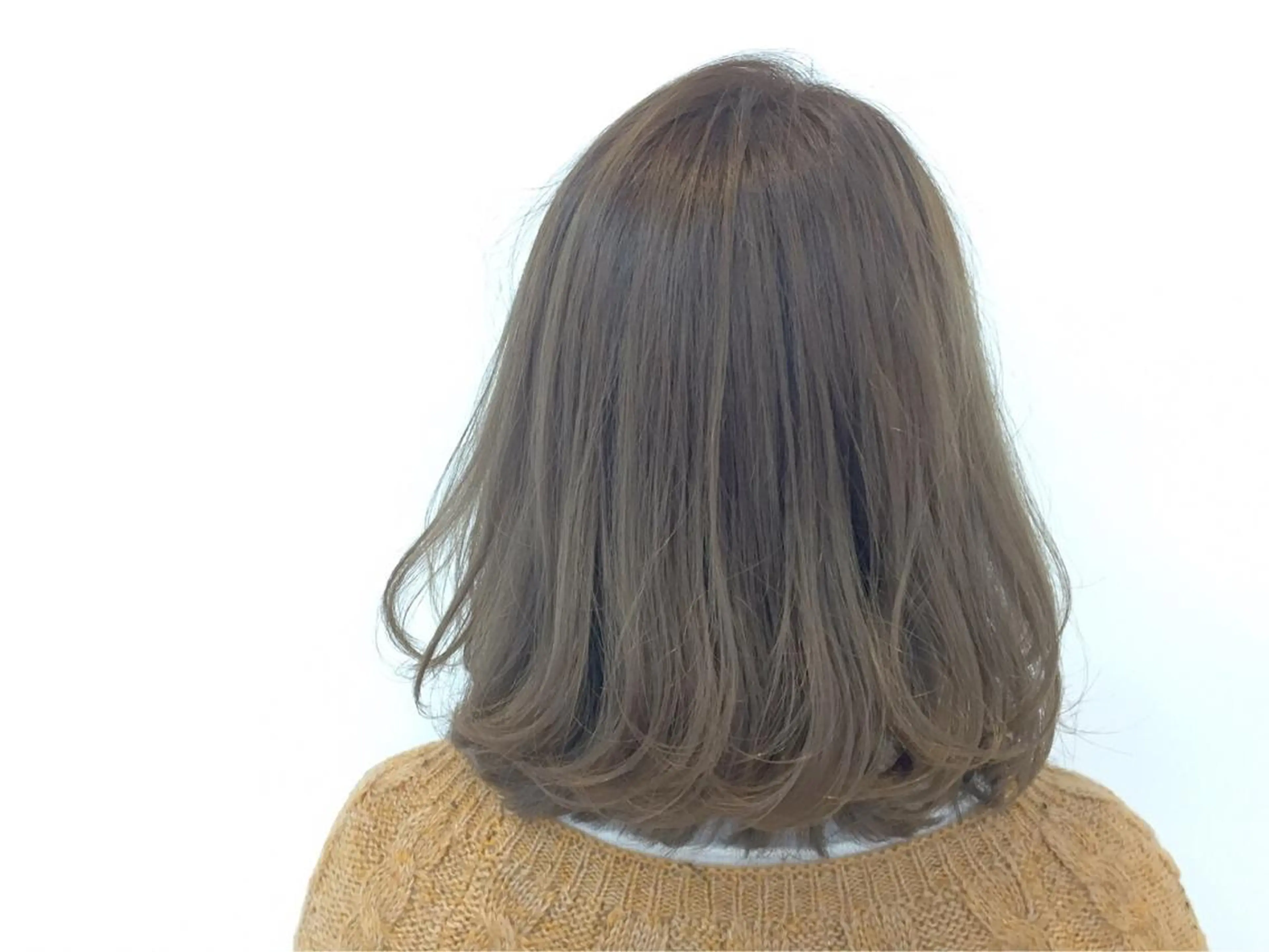 ミディアム カラー 高橋胡桃🪽 ディレクターのヘアスタイル