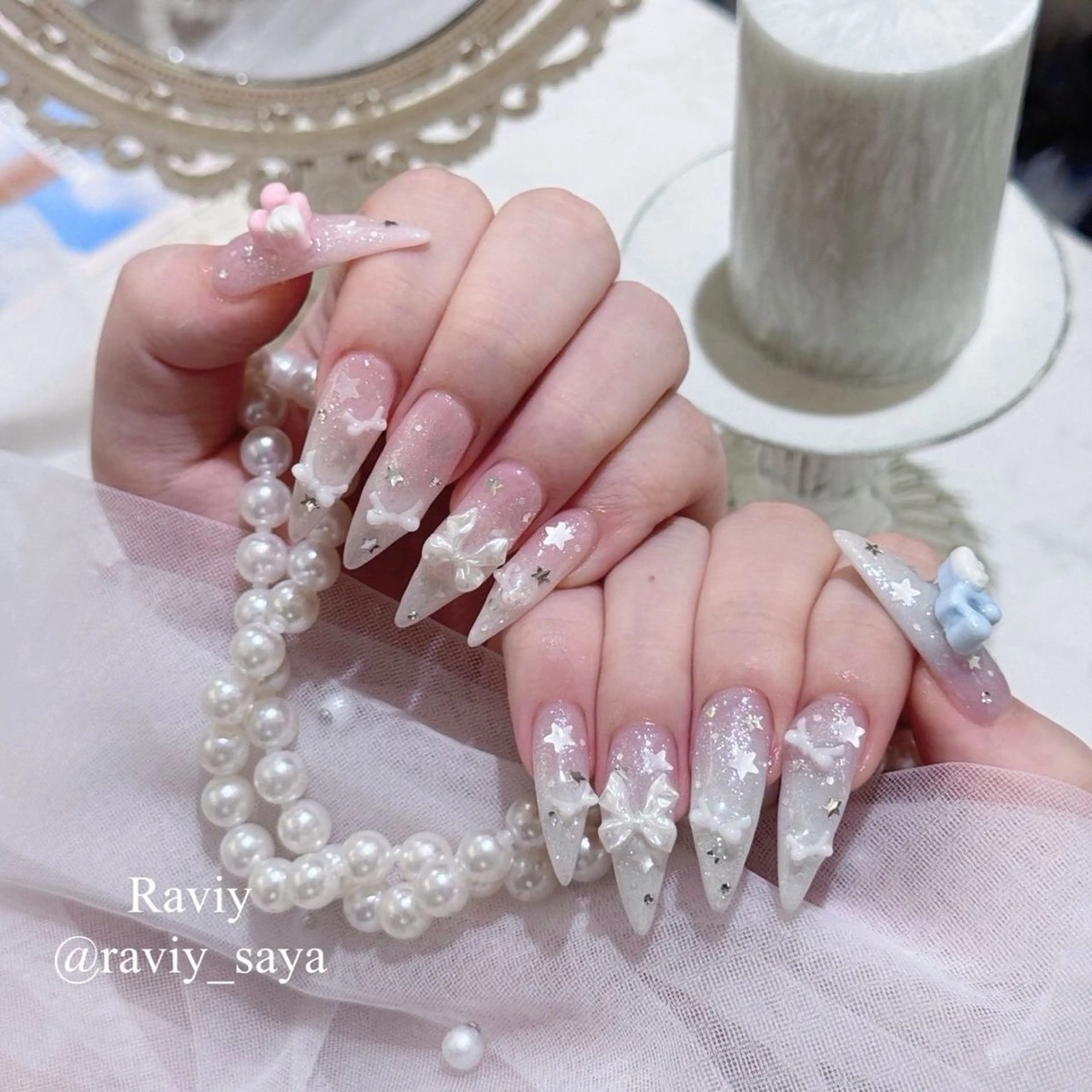 ネイル グラデーション ラメ(グリッター) マグネットネイル ミラーネイル ニュアンスネイル ハンドネイル Lumi de nails所属・Lumi de nailsのネイルデザイン