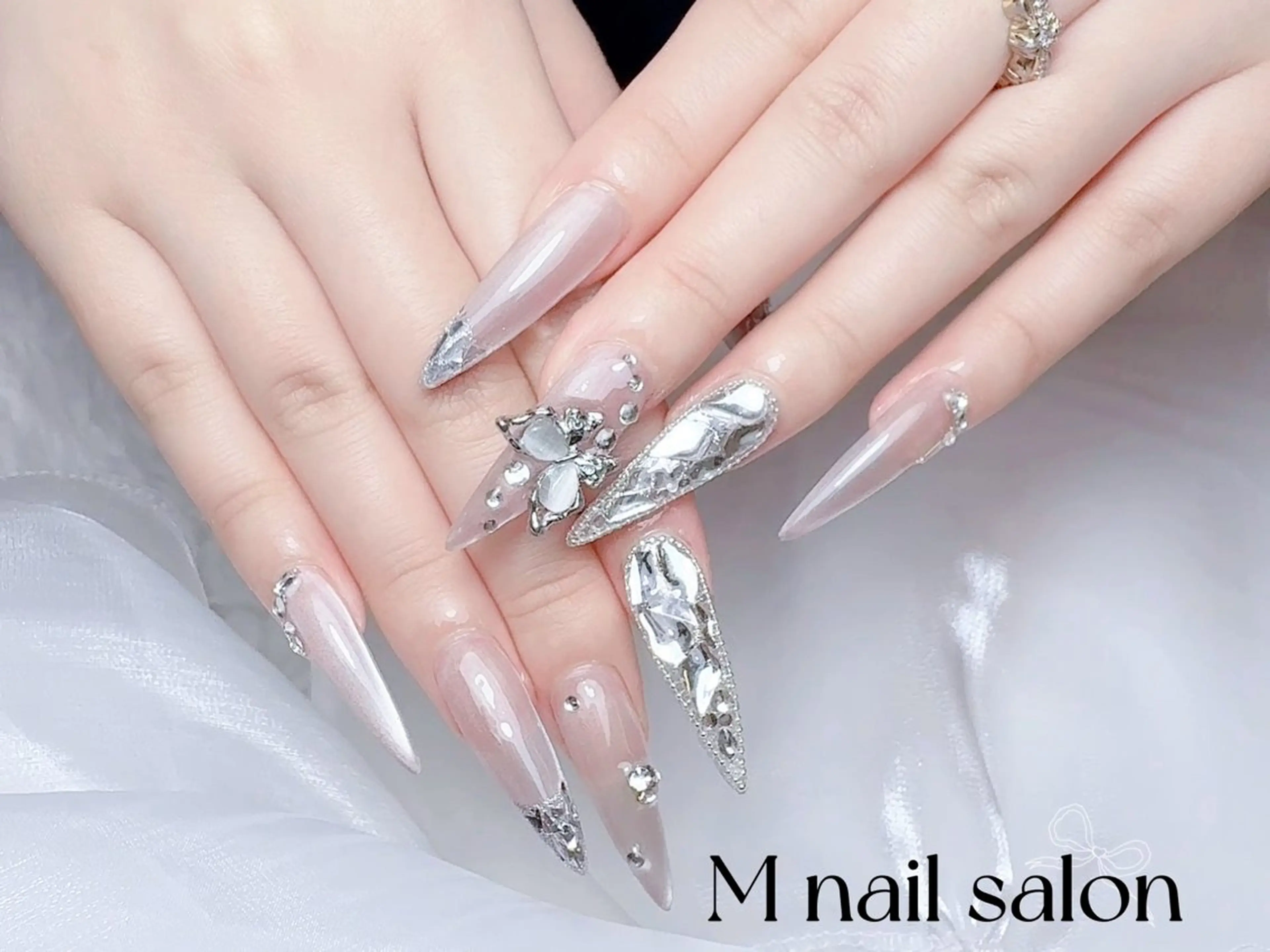ネイル ハンドネイル M🌷nail 長さだし専門店のネイルデザイン