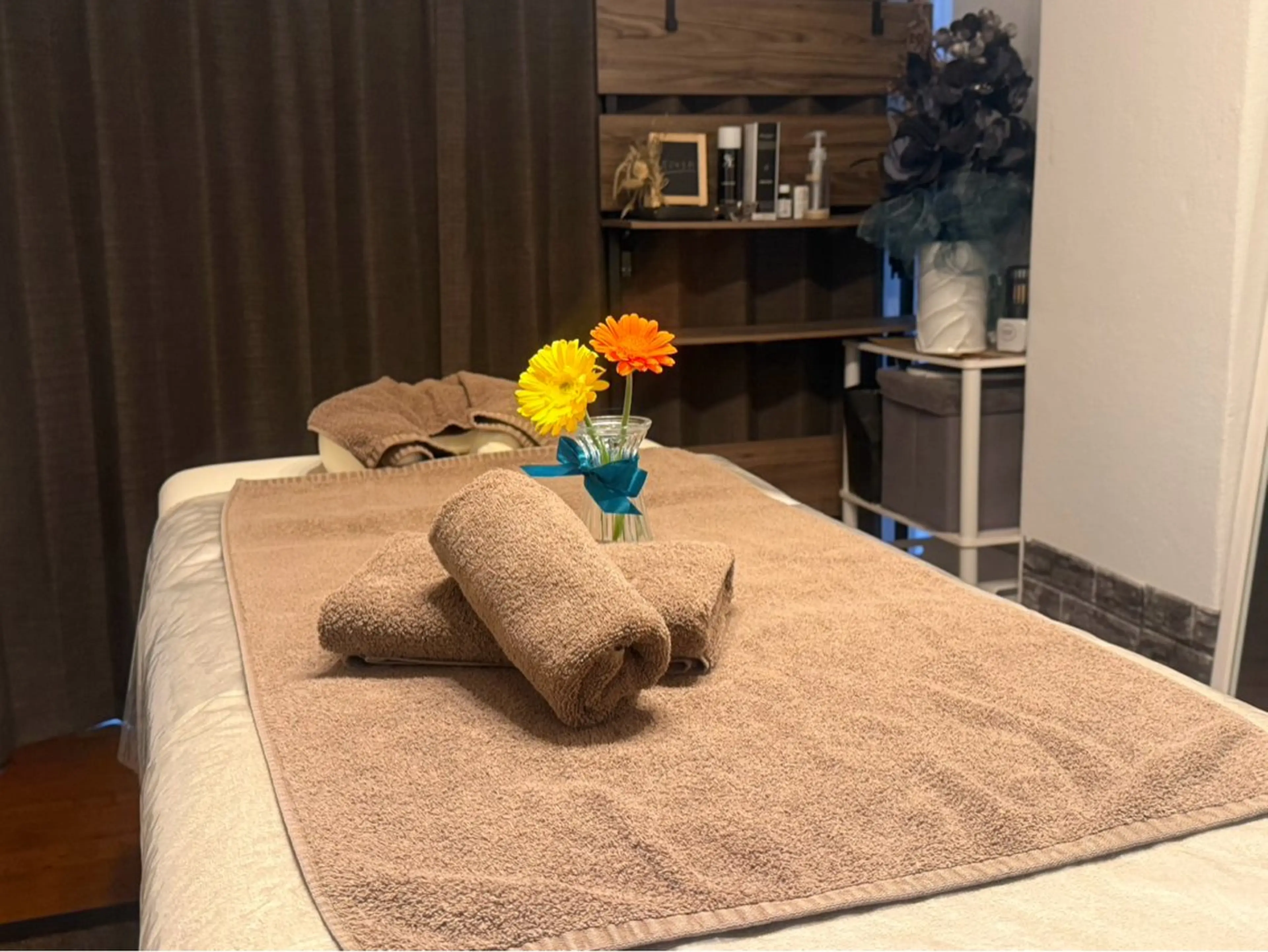 エステ リラク BEACH（脱毛サロンECXIA内）所属・博多エステティシャン SHINYAのエステ・リラクイメージ