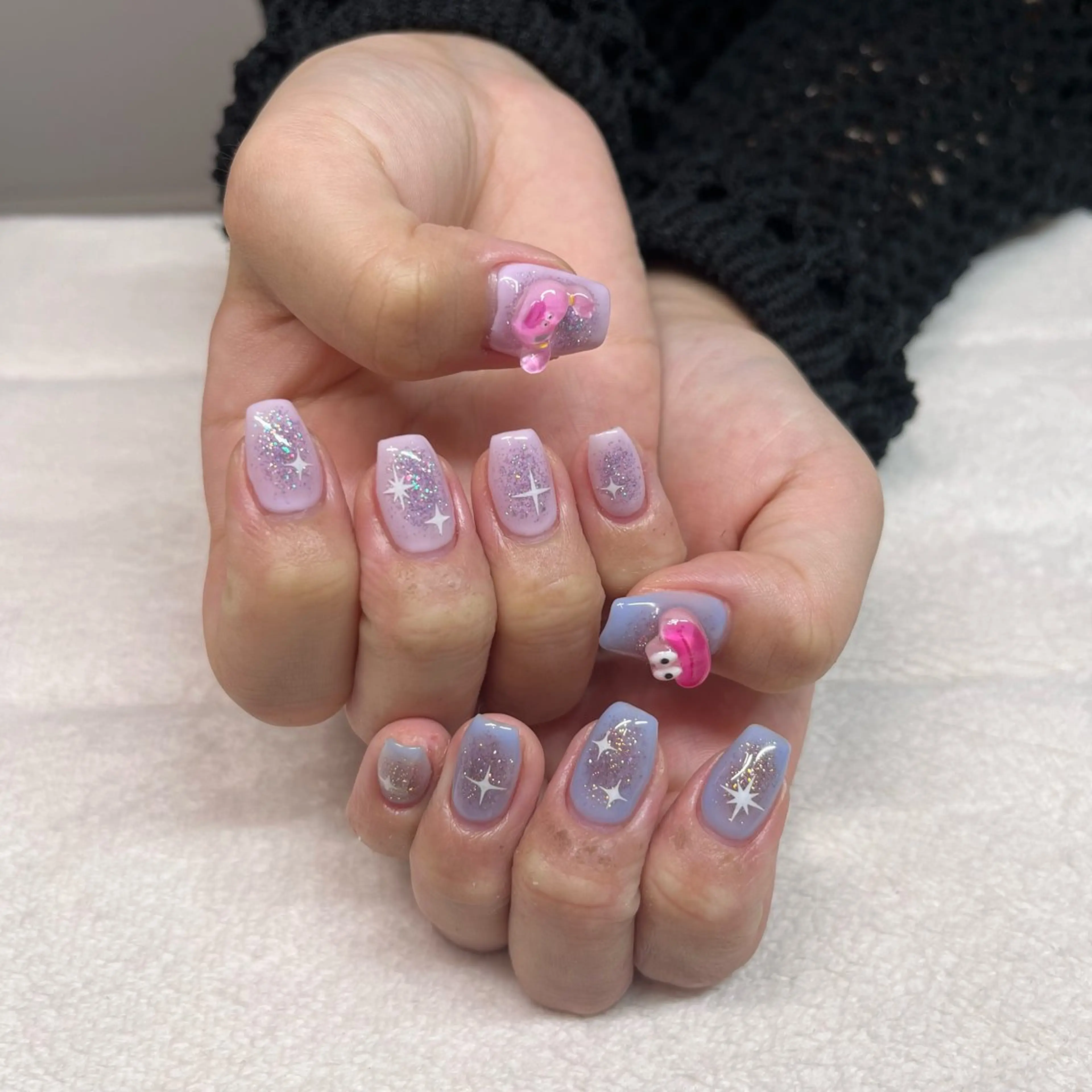 ネイル Chiharu 💫のネイルデザイン