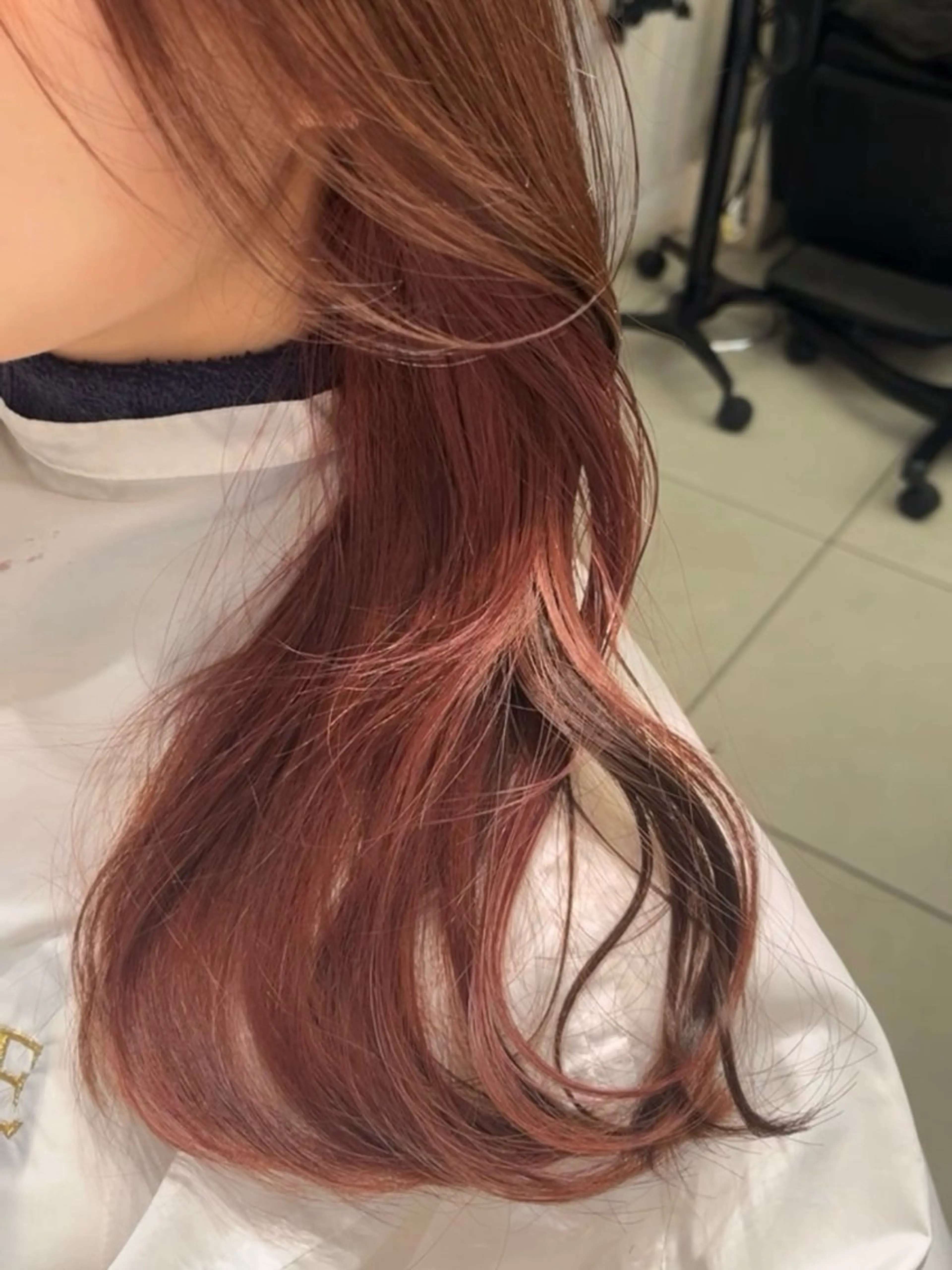 セミロング ヘアカラー FENICE on the beach所属・タニ ヒナタのヘアスタイル