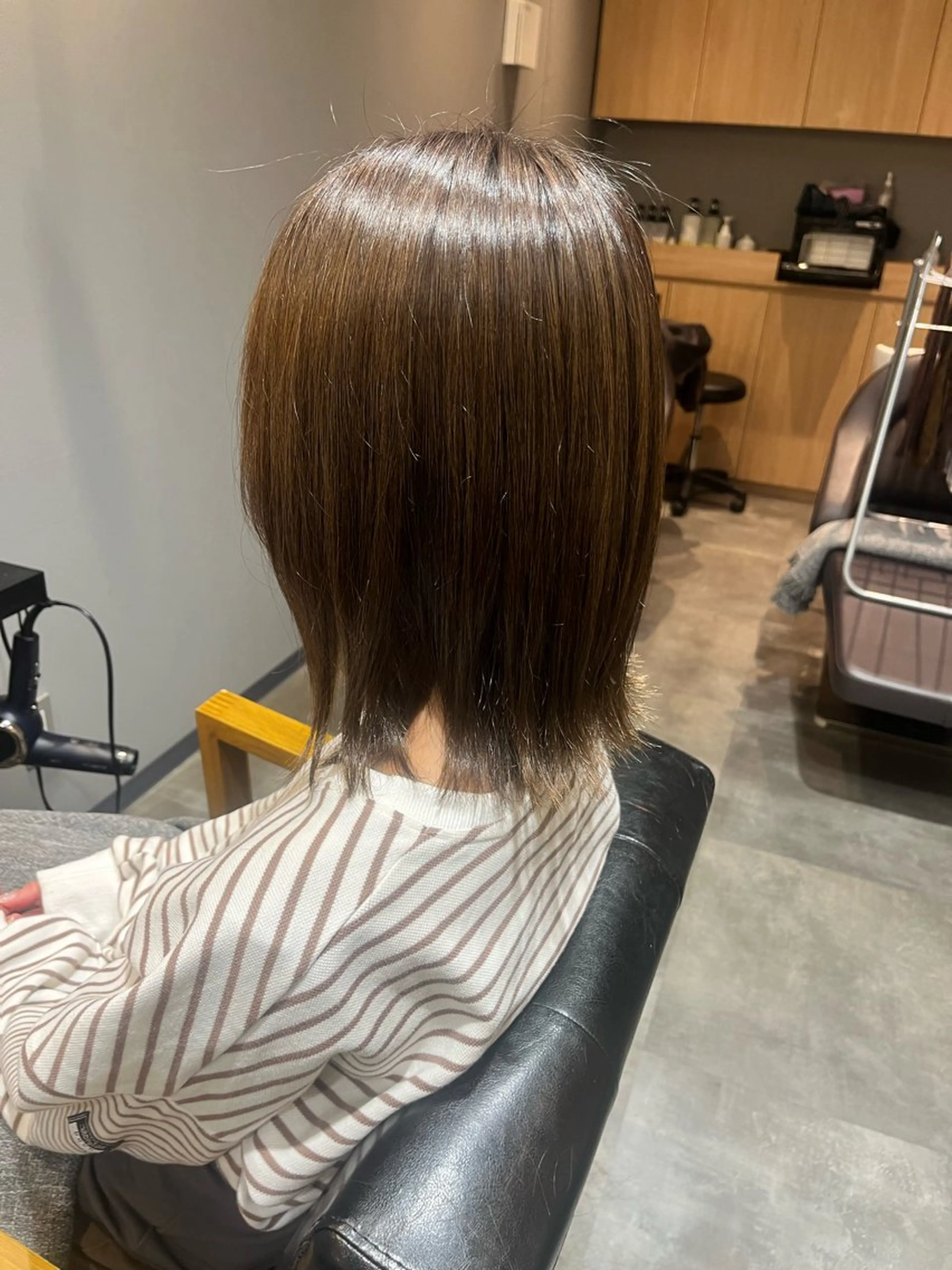 ミディアム 小堀 いぶきのヘアスタイル