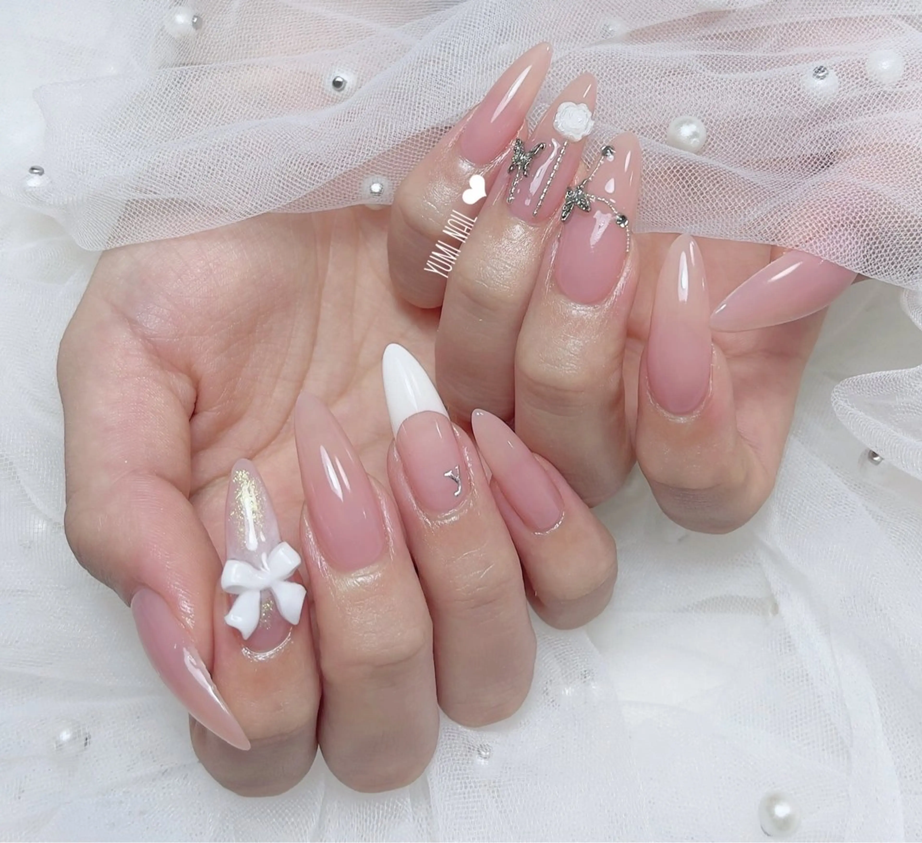 ネイル 𝐲𝐮𝐦𝐢🎀 長さ出しデザイン専門のネイルデザイン