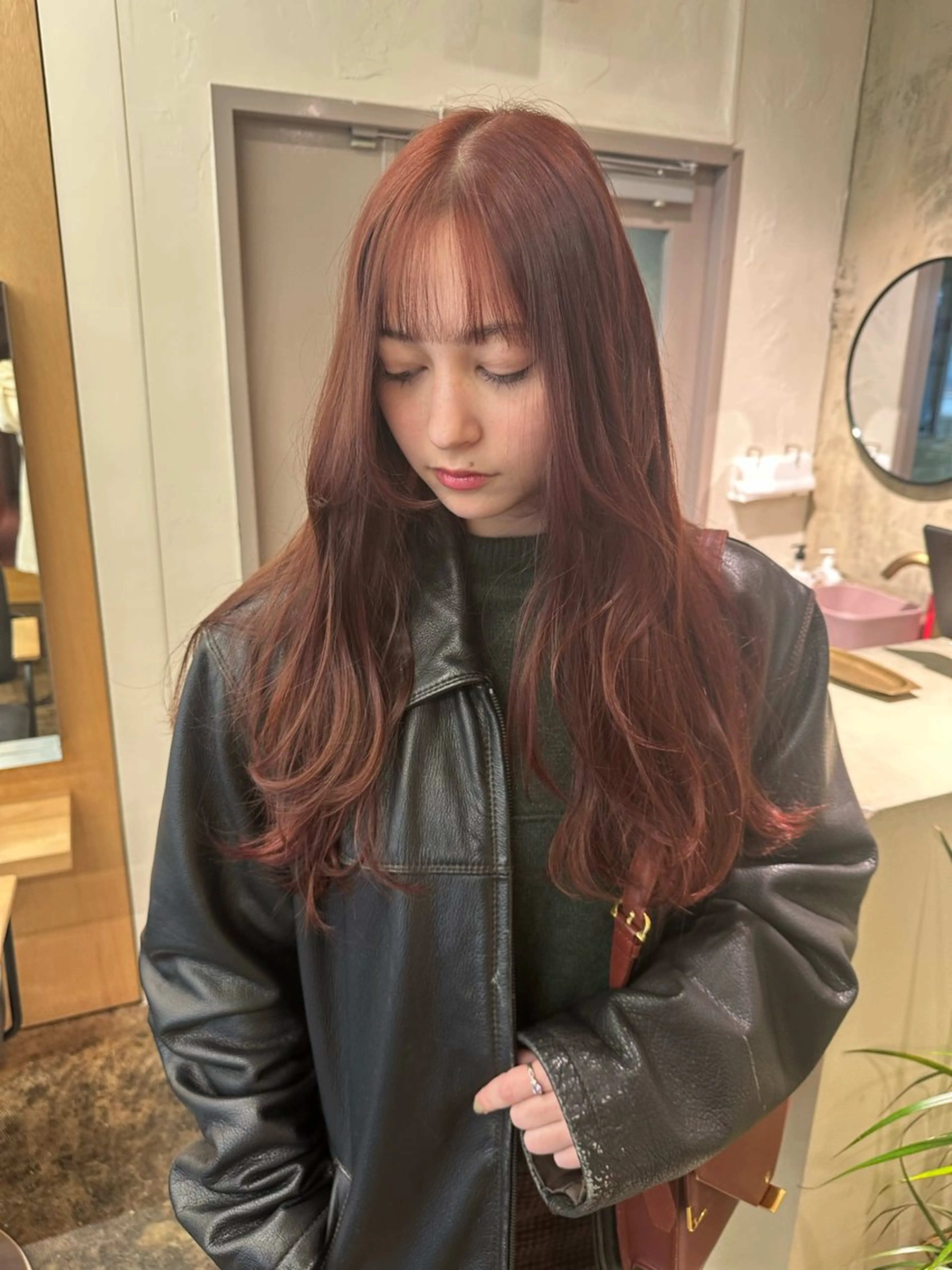 ロング カラー ブリーチ ブリーチなしカラー カット ヘアカラー yupi🐈‍⬛ レイヤー/パーマのヘアスタイル