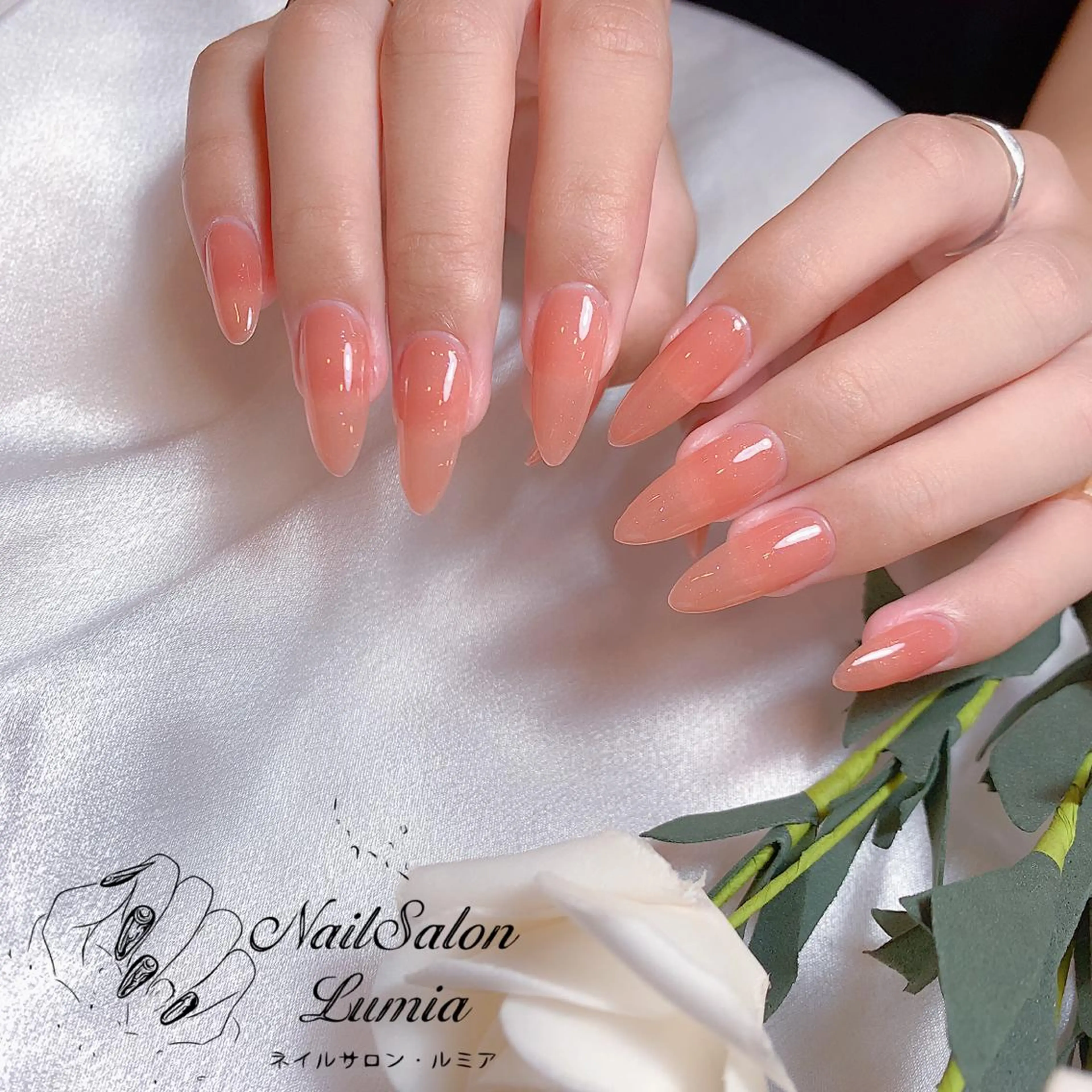 ネイル ハンドネイル ネイルサロン ルミア Lumia 店長のネイルデザイン