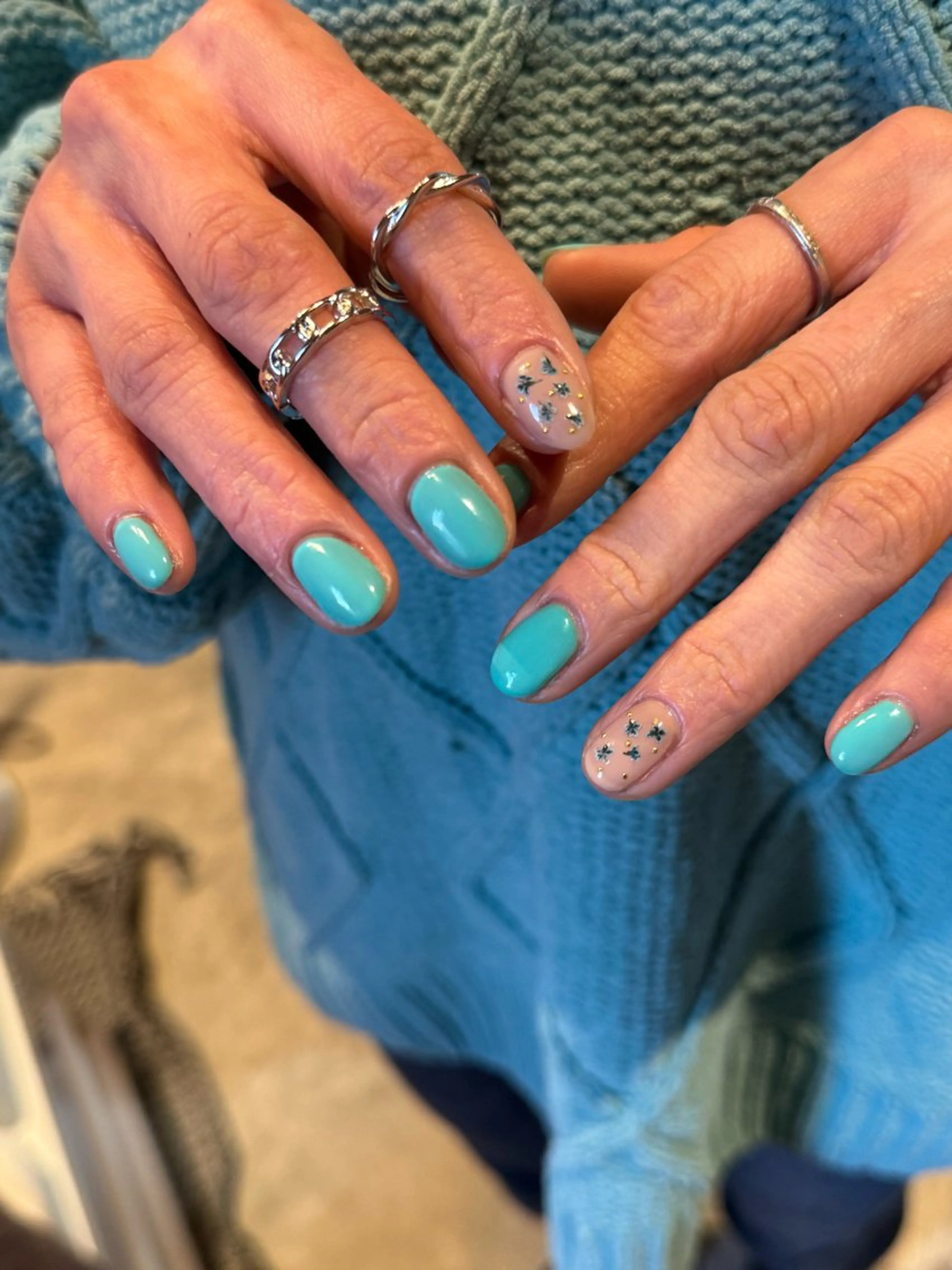 ネイル ワンカラーネイル BRAIDZY HOUSE.hair studio所属・吉野 はるかのネイルデザイン