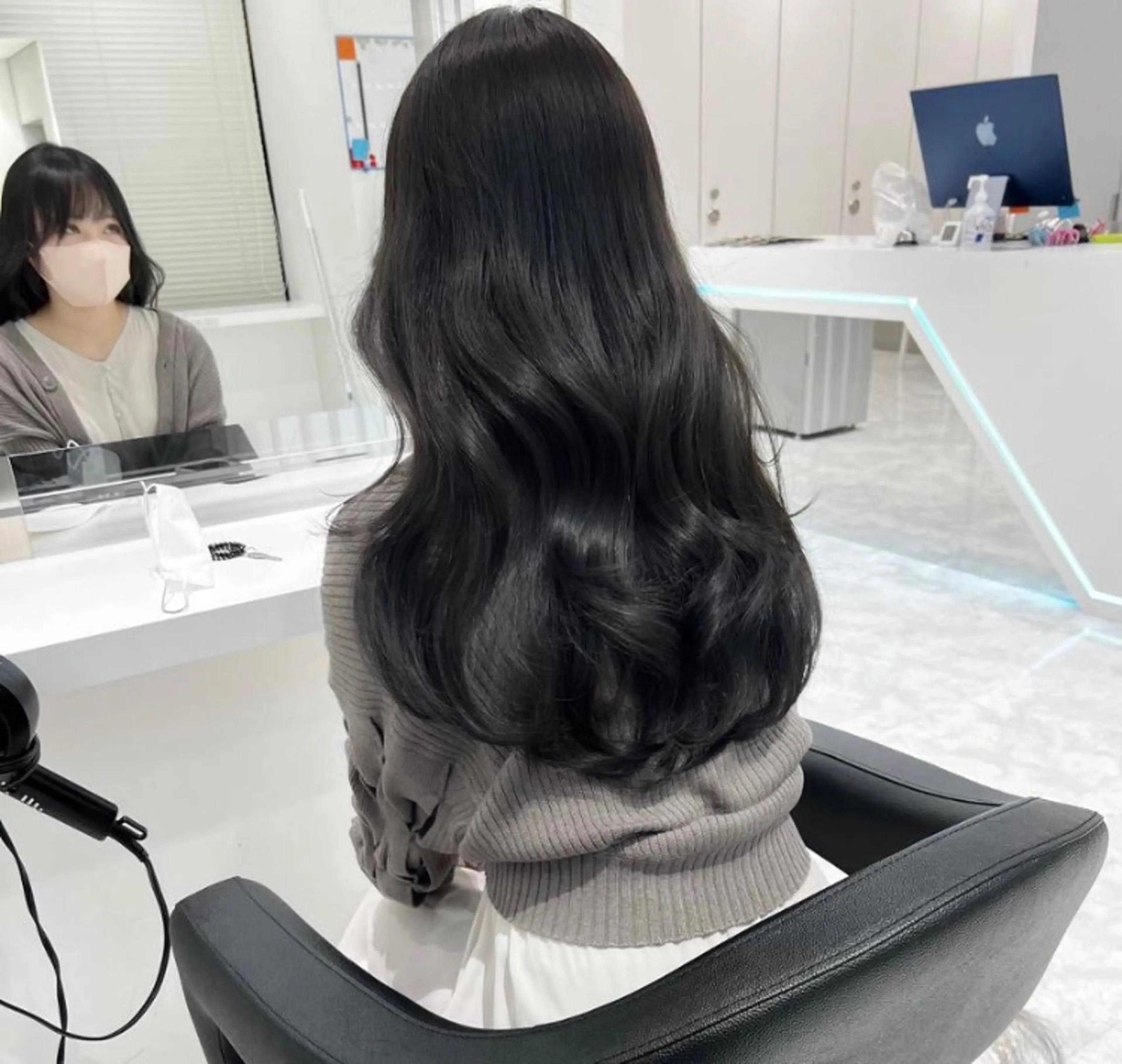 カラー official TUNE銀座🪞🪽のヘアスタイル