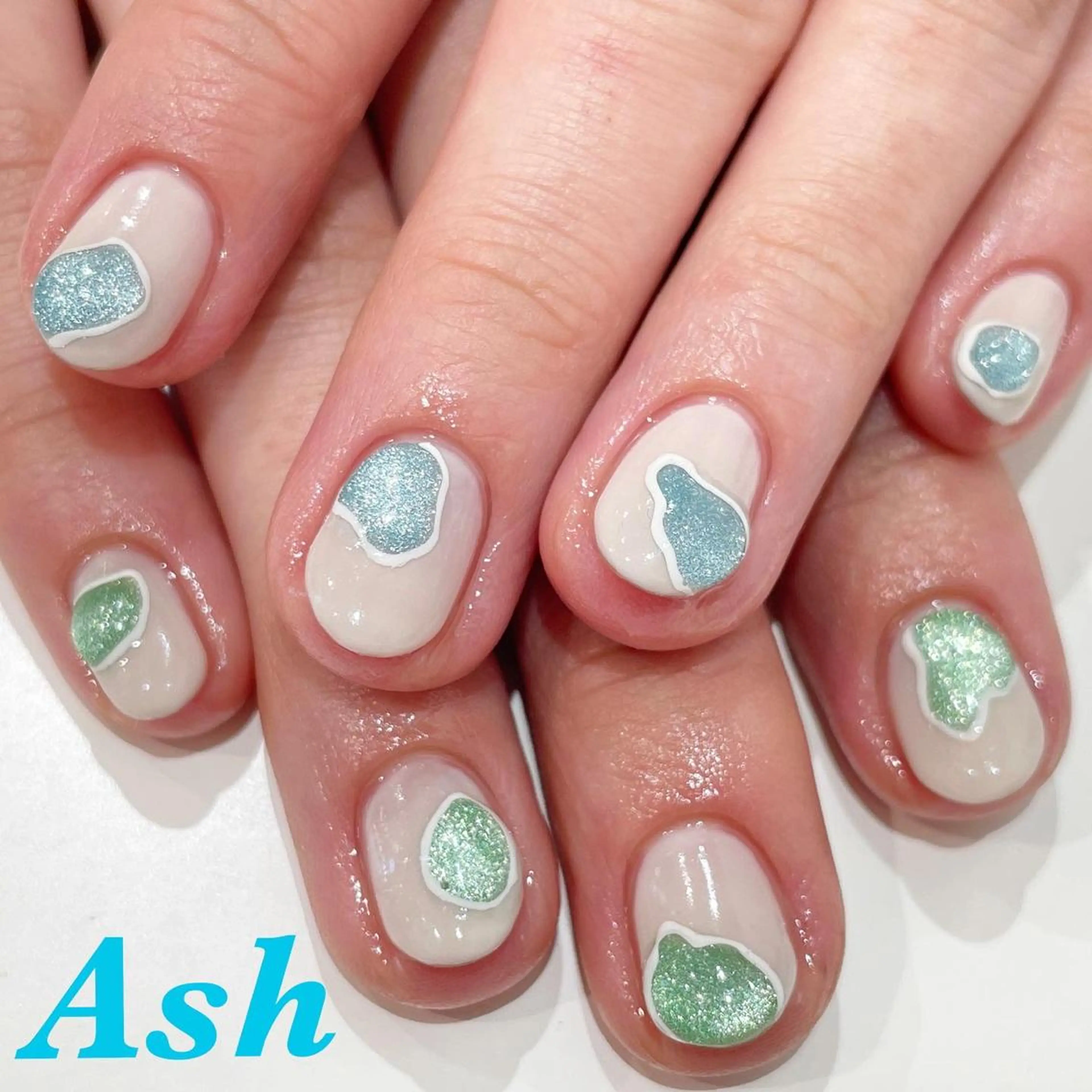 ネイル 🩵NORIKO 上品ネイルが得意🩵のネイルデザイン