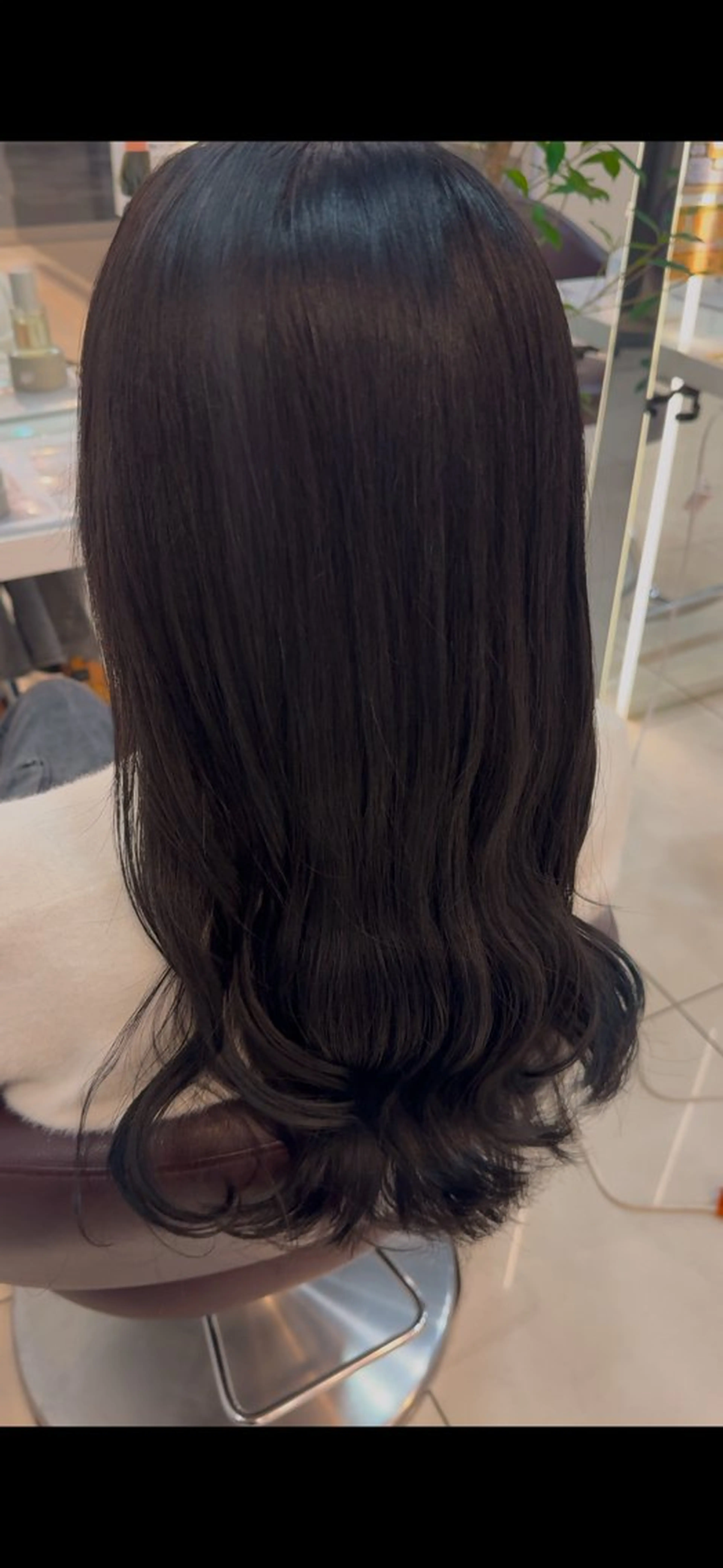 ロング カラー 黒髪 ブルーカラー ブルーブラック ヘアカラー 透明感|ストレート| クロスパーマ|はるかのヘアスタイル