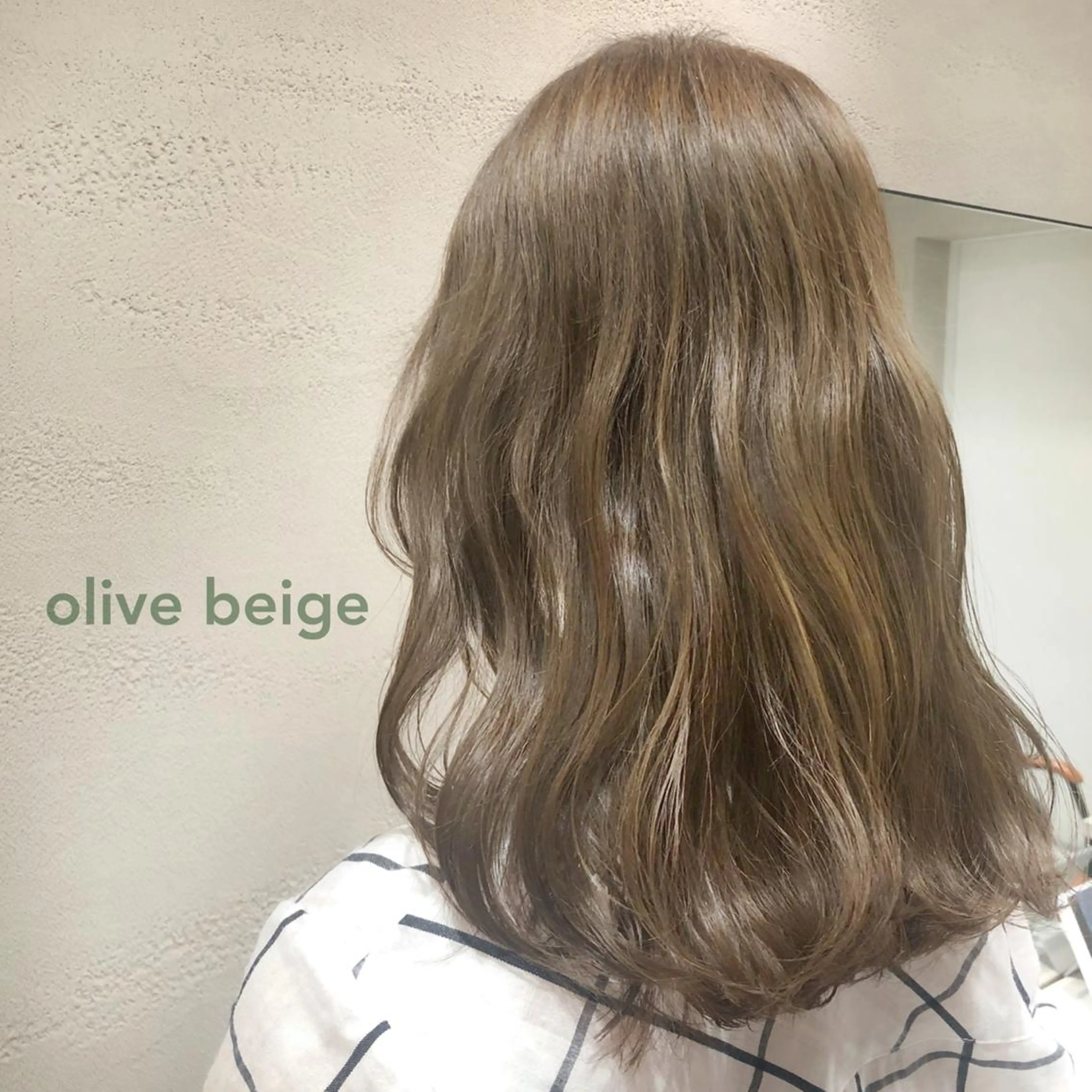 ミディアム カラー Zina 銀座中央通り所属・Yuki☃️美容師/ 耳ツボジュエリーのヘアスタイル