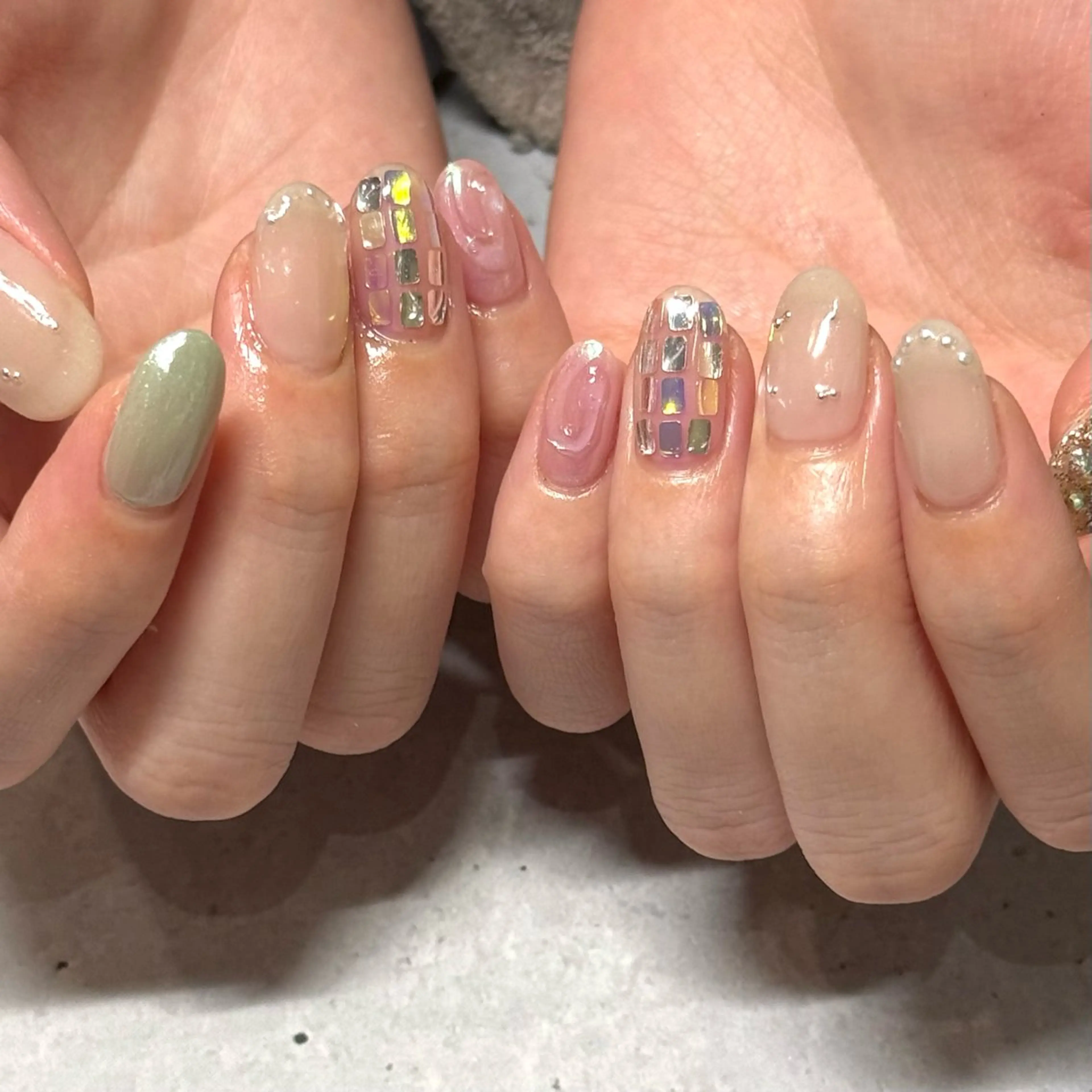 ネイル ハンドネイル chika .のネイルデザイン