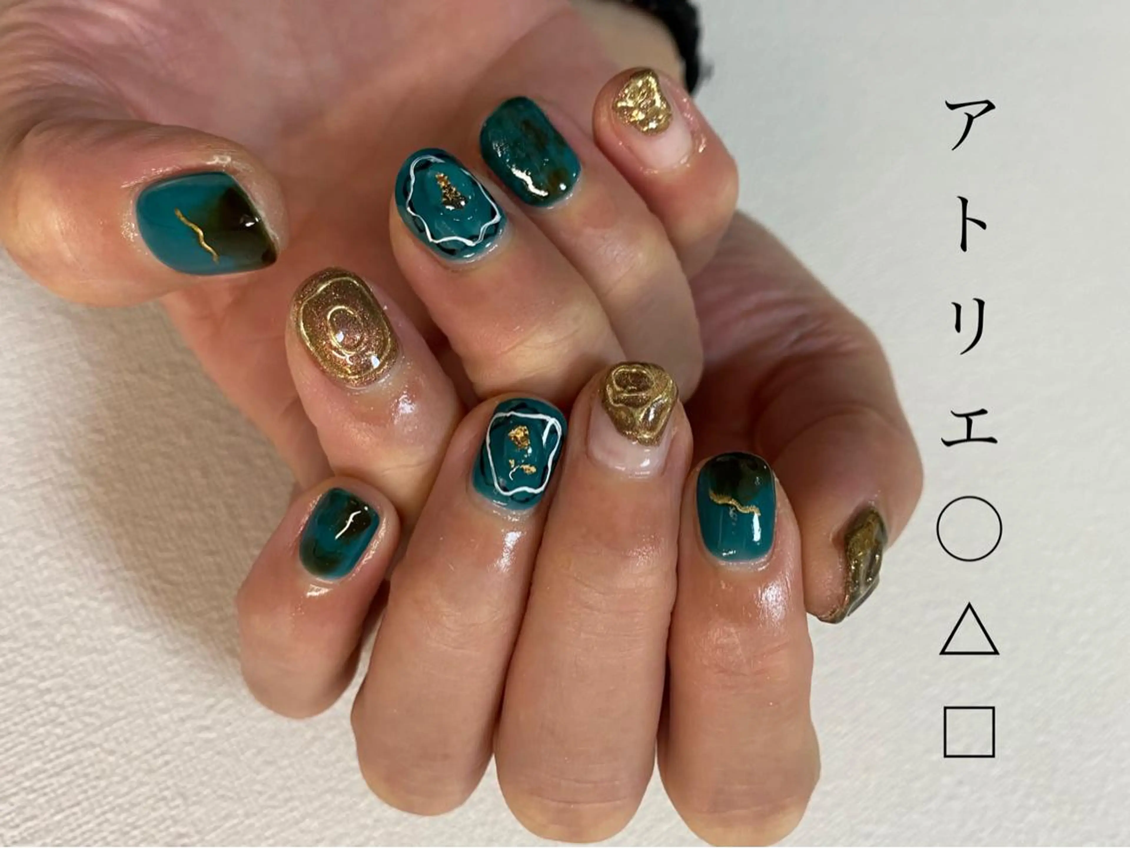 ネイル ハンドネイル アトリエ ○△□のネイルデザイン