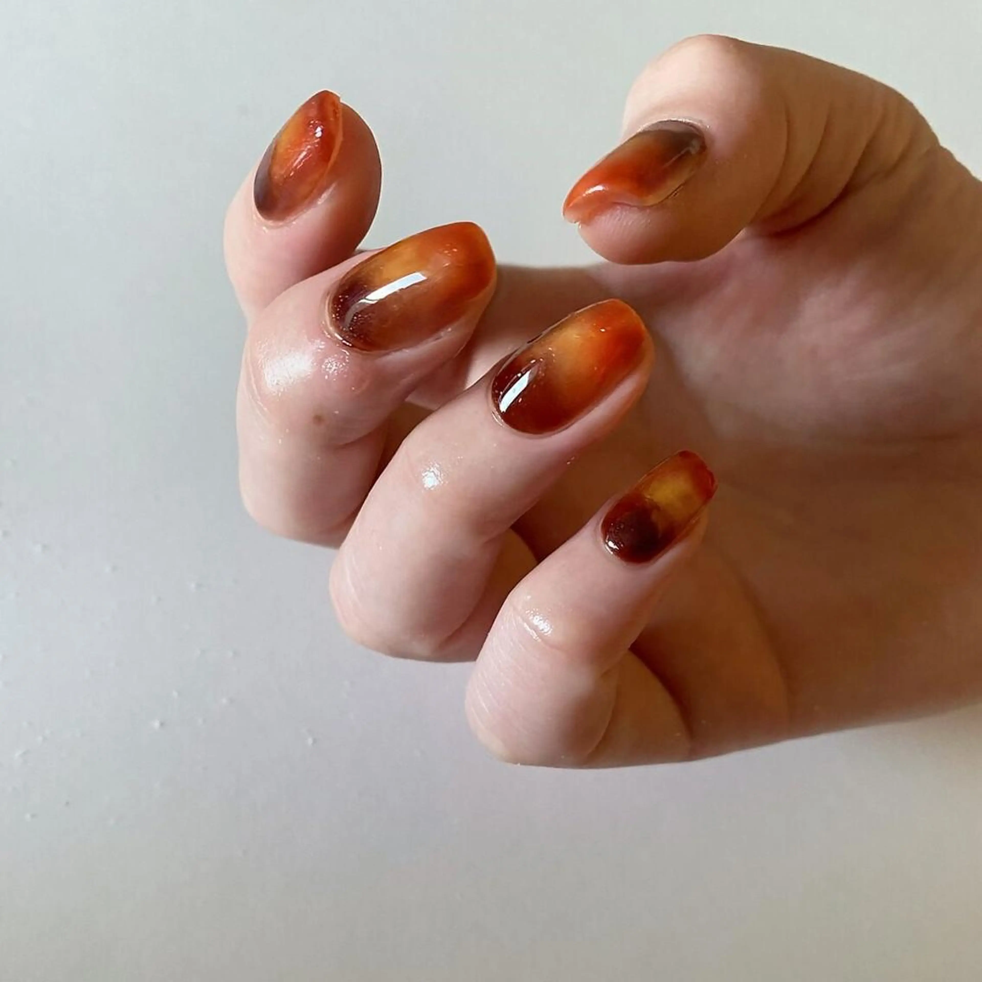 ネイル フレンチネイル ジェルネイル ガラスフレンチ グラデーション マグネットネイル ハンドネイル 【パラジェル認定】 newiネイル京橋のネイルデザイン