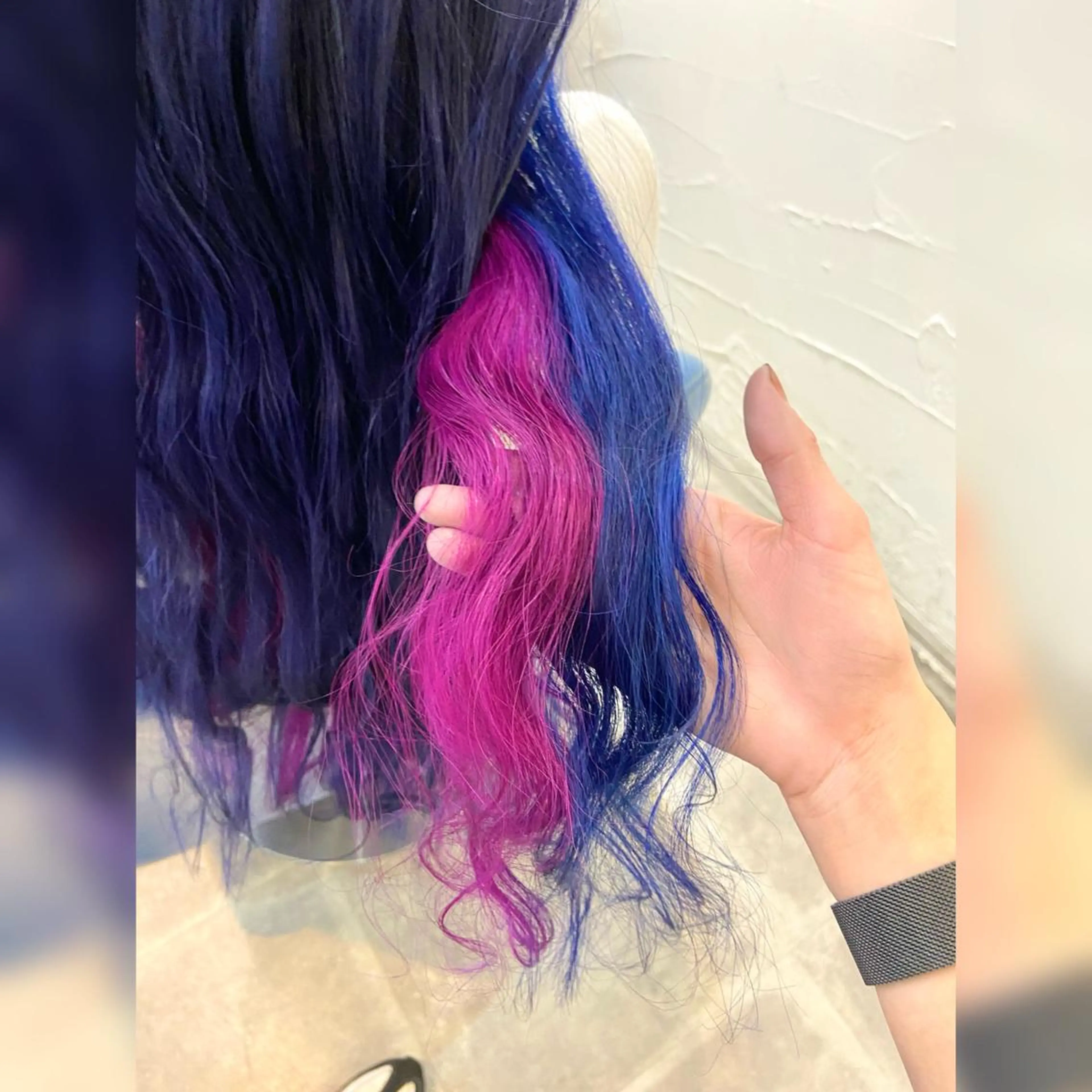 ロング カラー ブルーカラー インナーカラー ピンクカラー バイオレットカラー ♥️ルフ🐒 ミレイ♥️のヘアスタイル