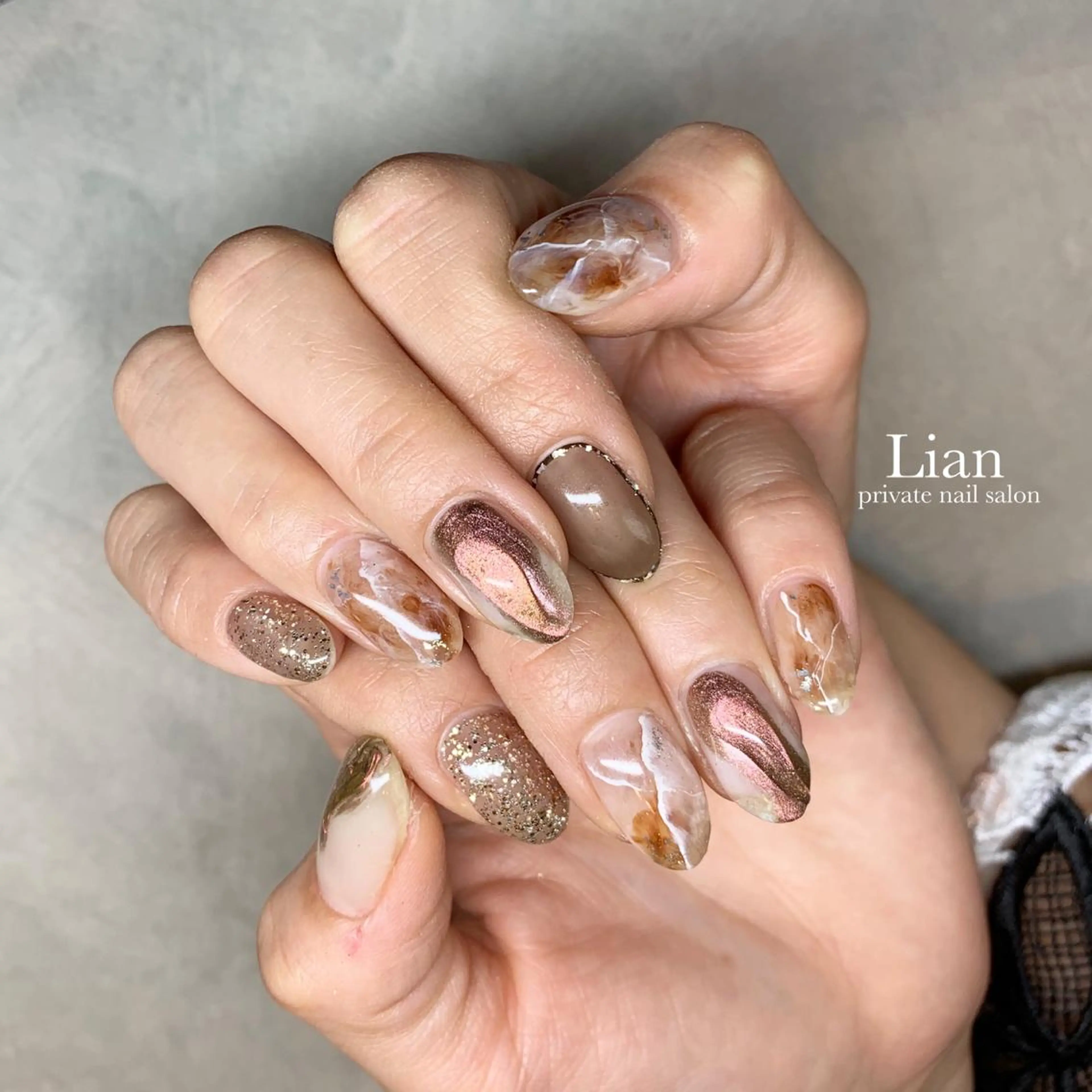 ネイル ブラウン キラキラネイル ニュアンスネイル nailsalon Lenoaのネイルデザイン