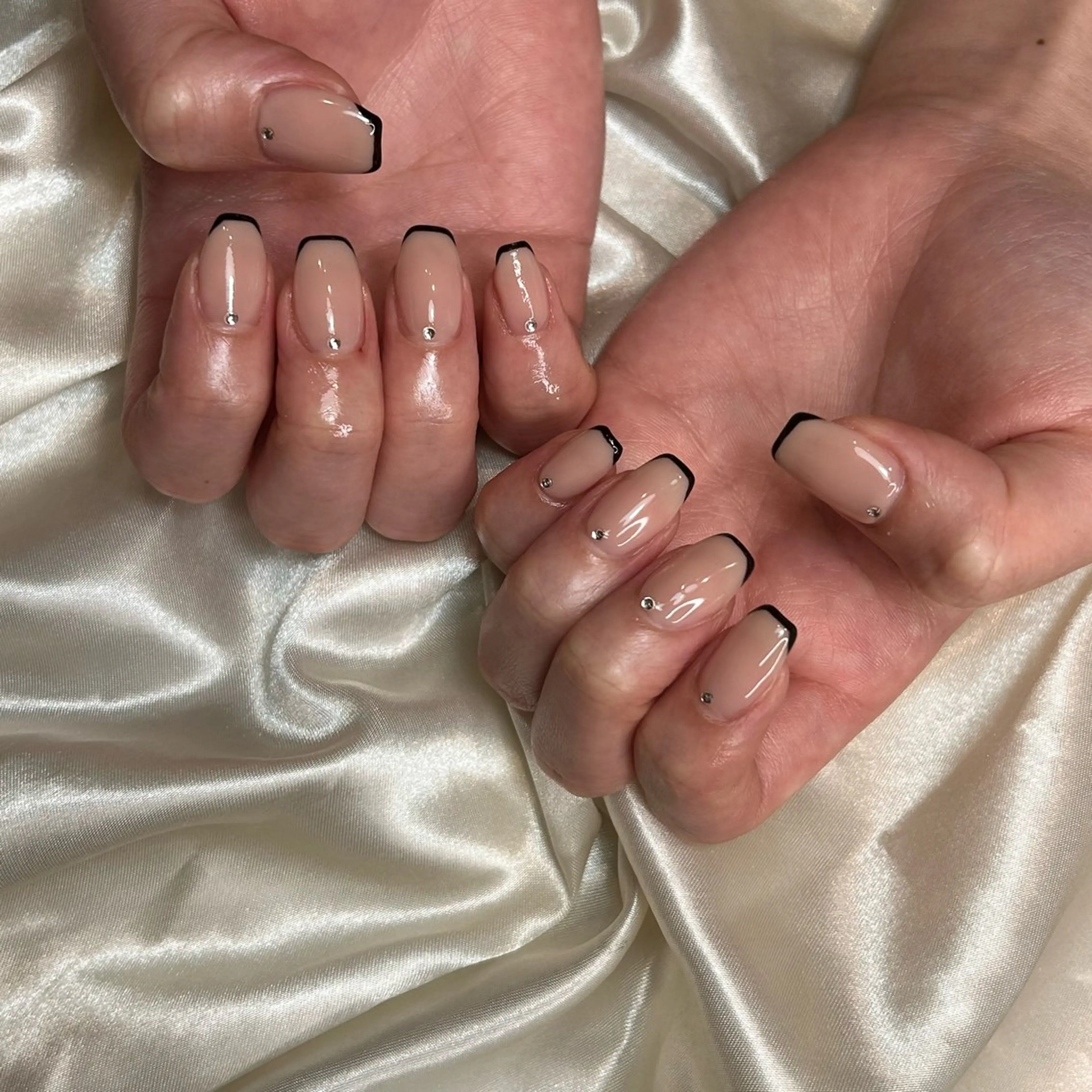 ネイル ハンドネイル 西岡 杏のネイルデザイン