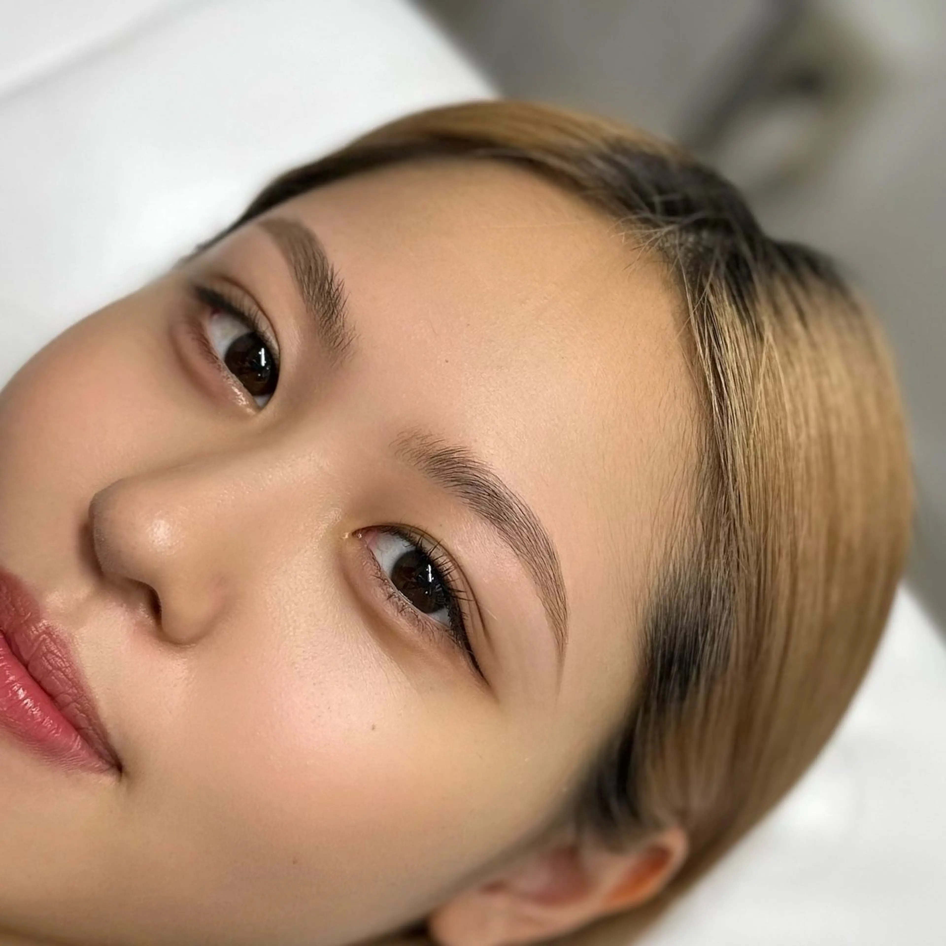 マストの眉形が見つかる🖤眉ワックス(骨格診断あり)の写真