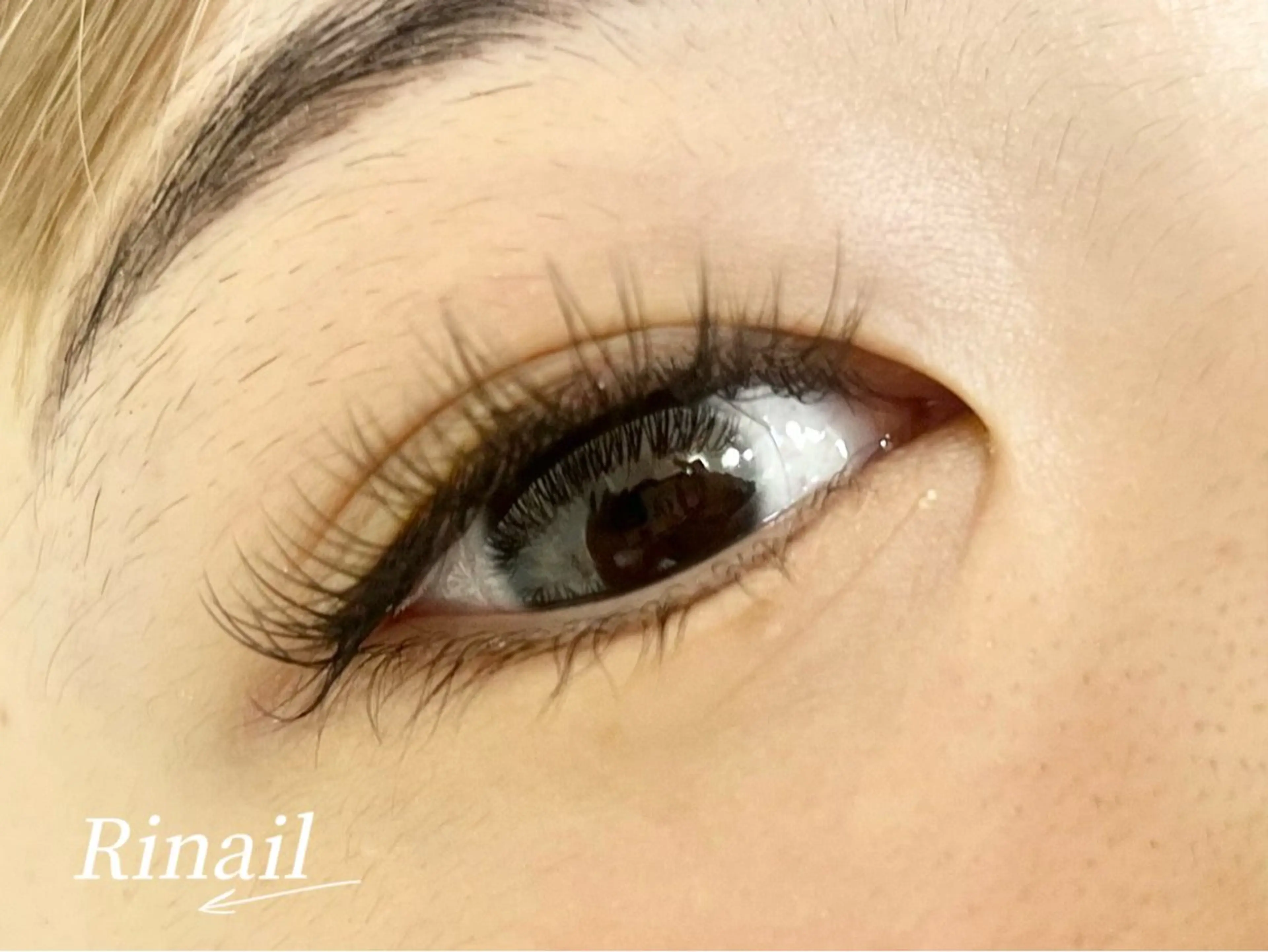 マツエク・マツパ バインドロック フラットラッシュ ナチュラル パリジェンヌラッシュリフト まつげパーマ YK Rinのネイルデザイン