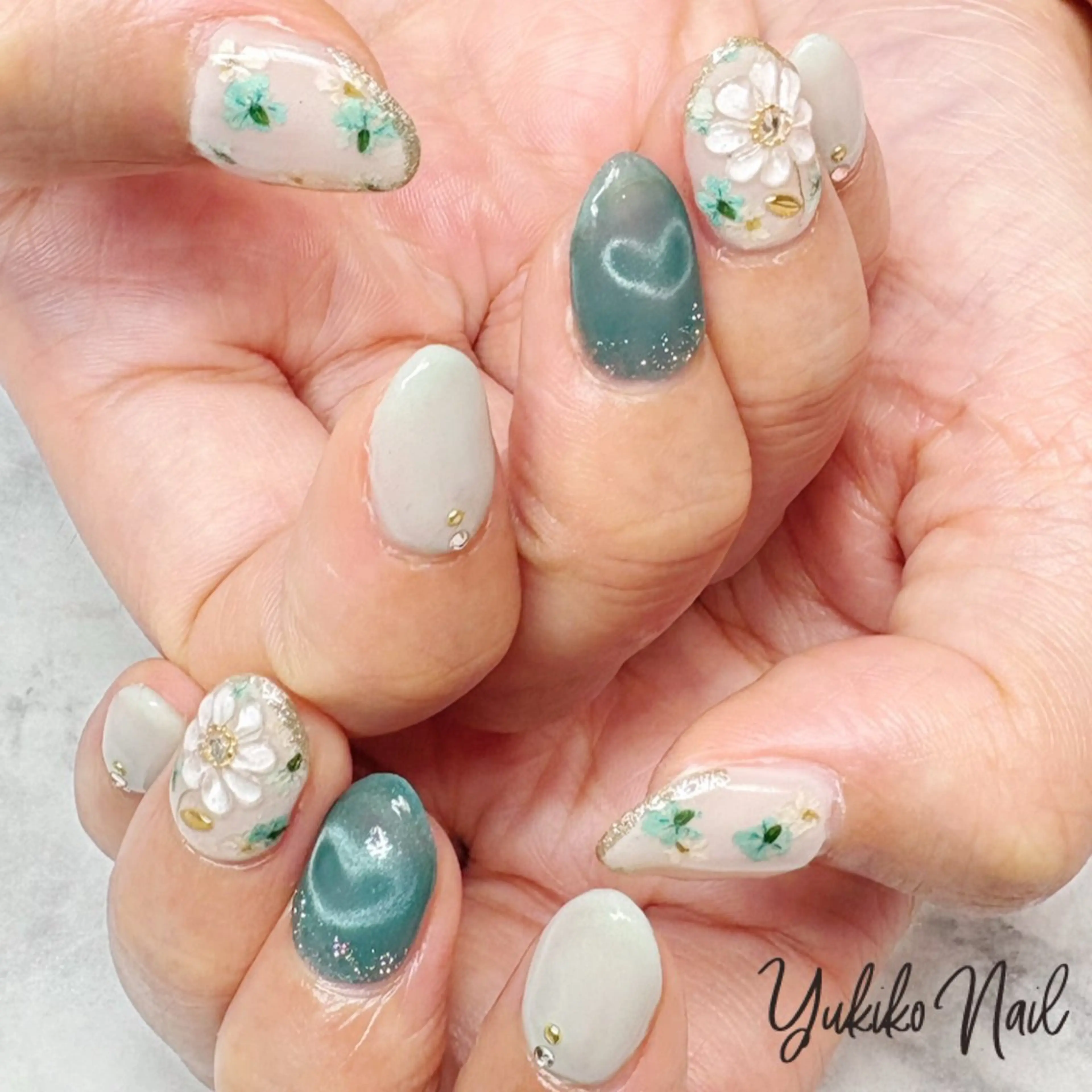 ネイル フラワーネイル グリーン レース ぷっくりネイル 春ネイル ハンドネイル ユキコ ネイルのネイルデザイン