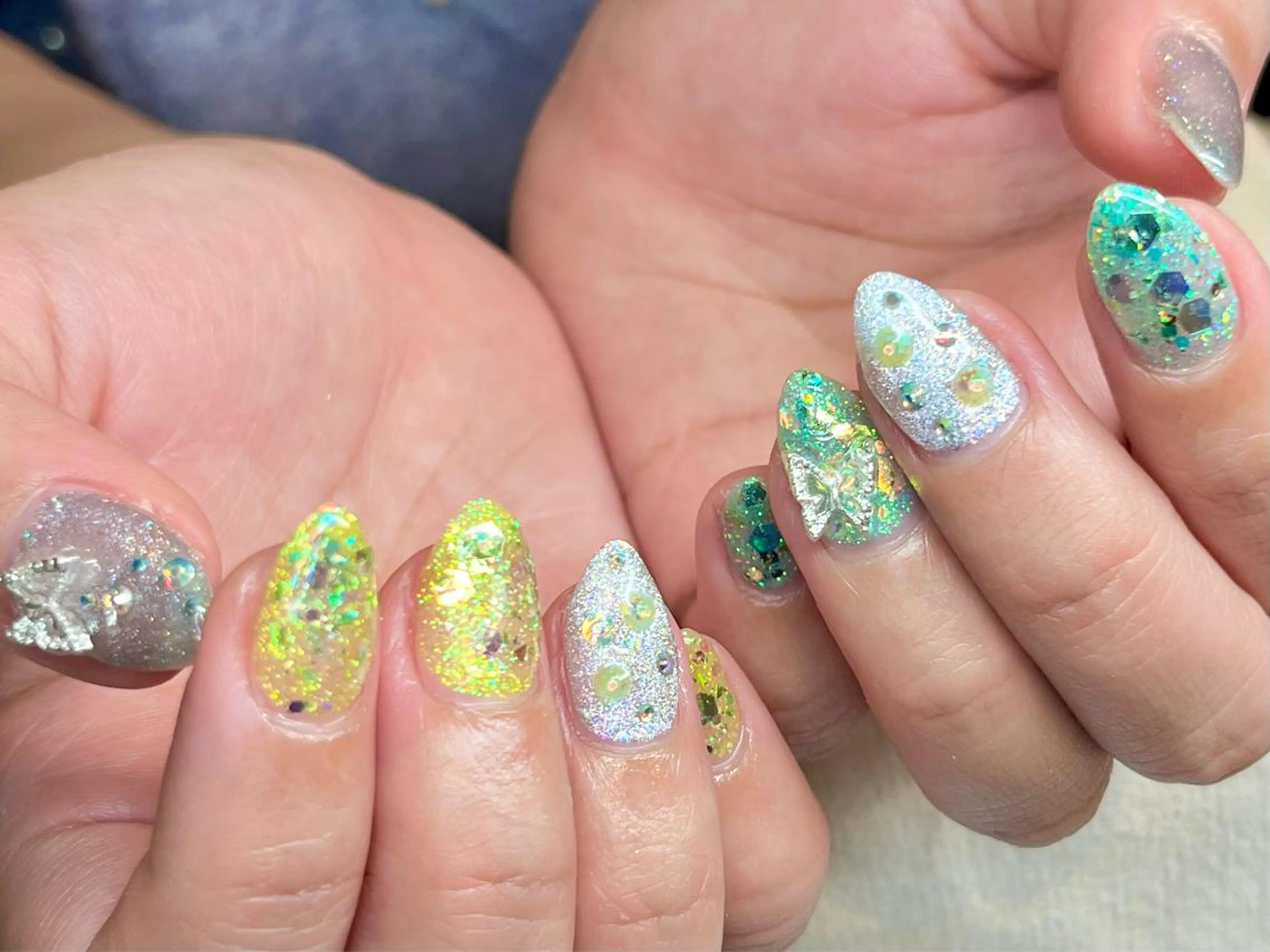 ショート カラー ネイル アートネイル オフィスネイル ワンカラーネイル ショートネイル ネイルサロン リリーブランシュ所属・森 瑞紀のネイルデザイン