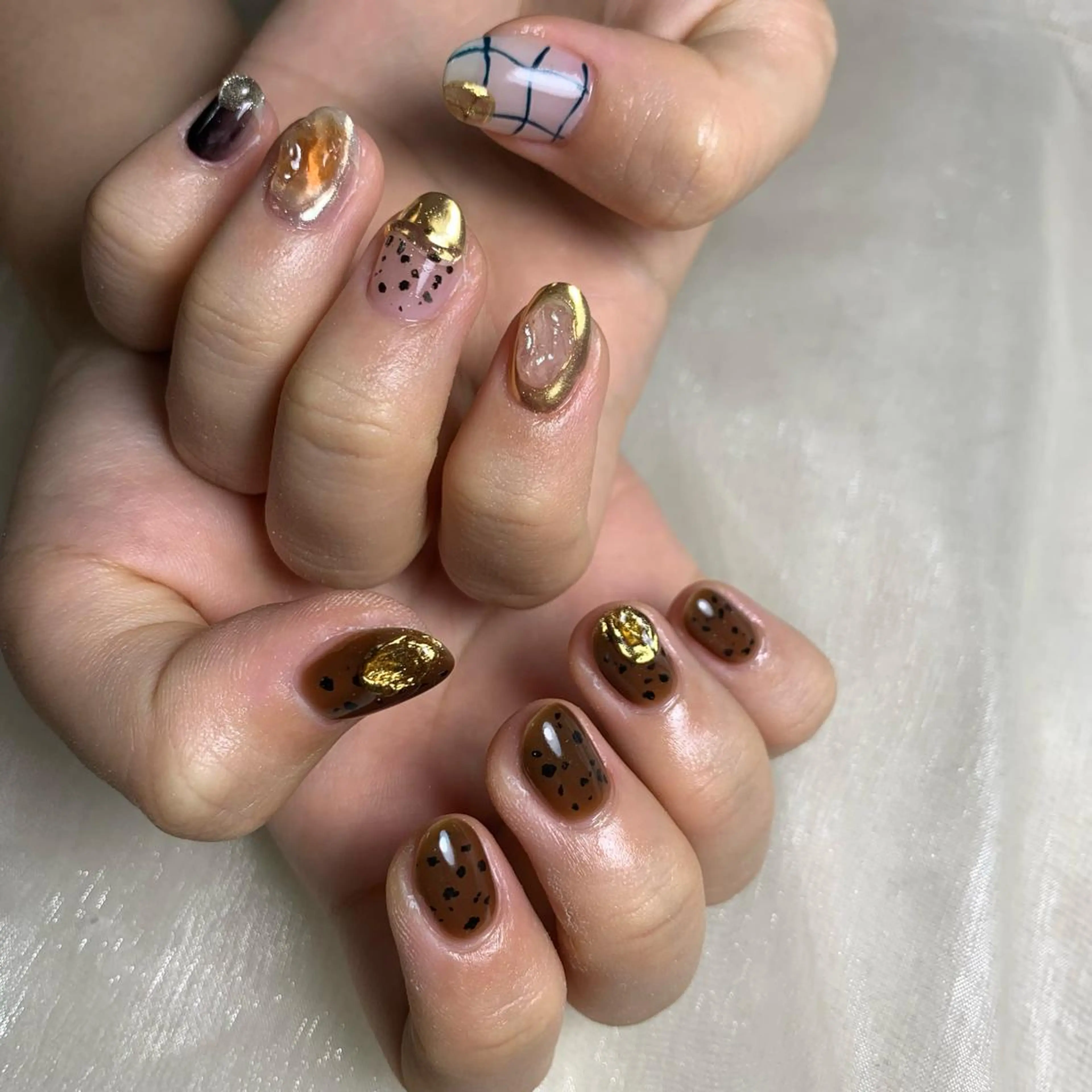 ネイル 持ち込み repos~ルポ~所属・里見 麗のネイルデザイン