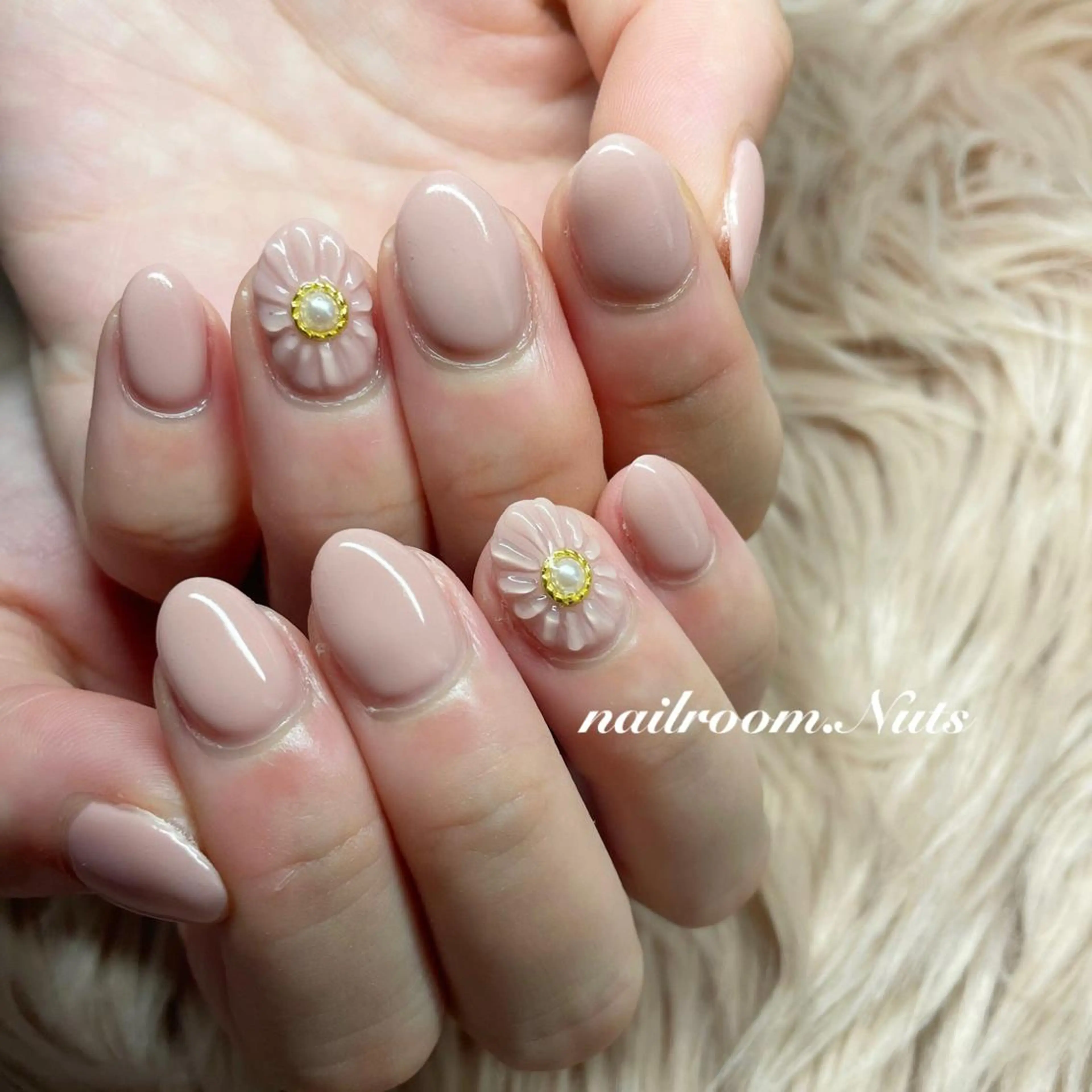 ネイル nailsalon Nutsのネイルデザイン