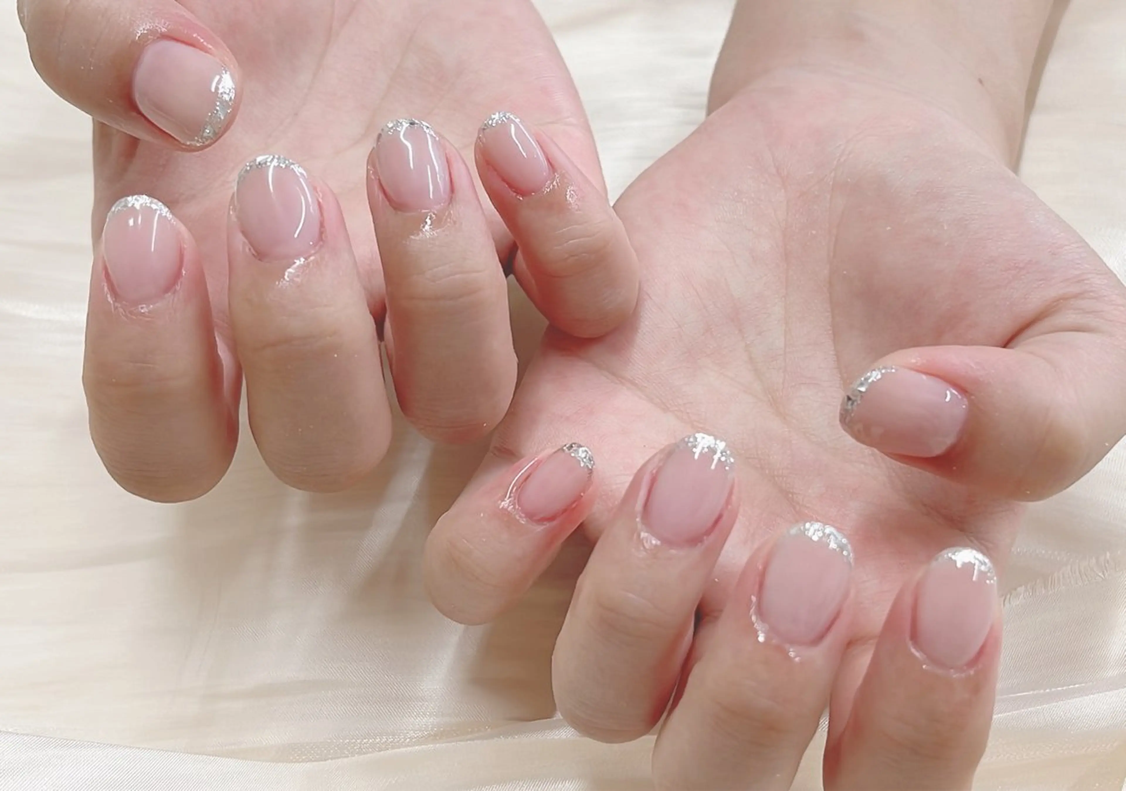 【ジェル】ガラスフレンチ★ベース色選べますの写真