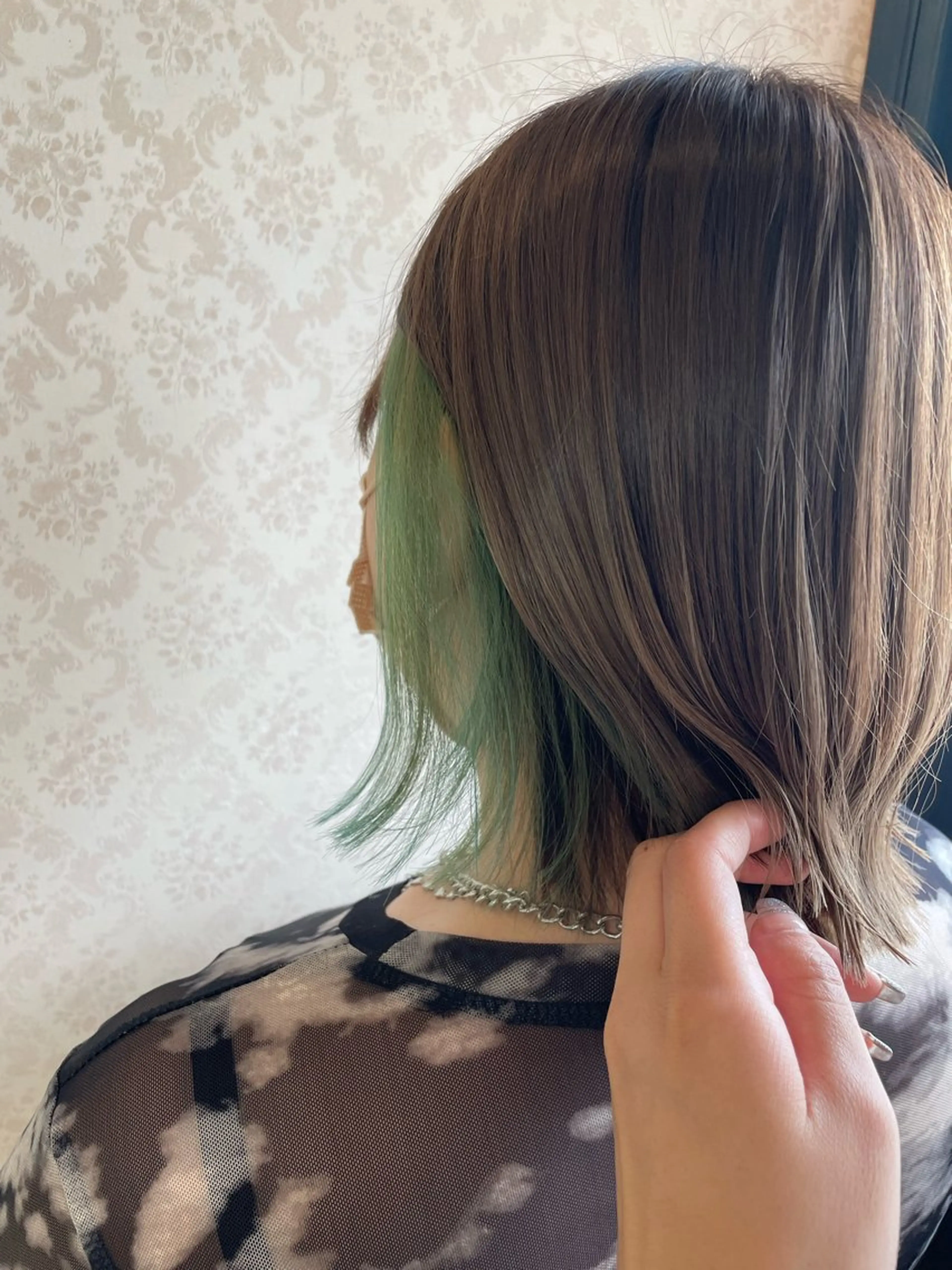 カラー ヒヨシ ルナのヘアスタイル