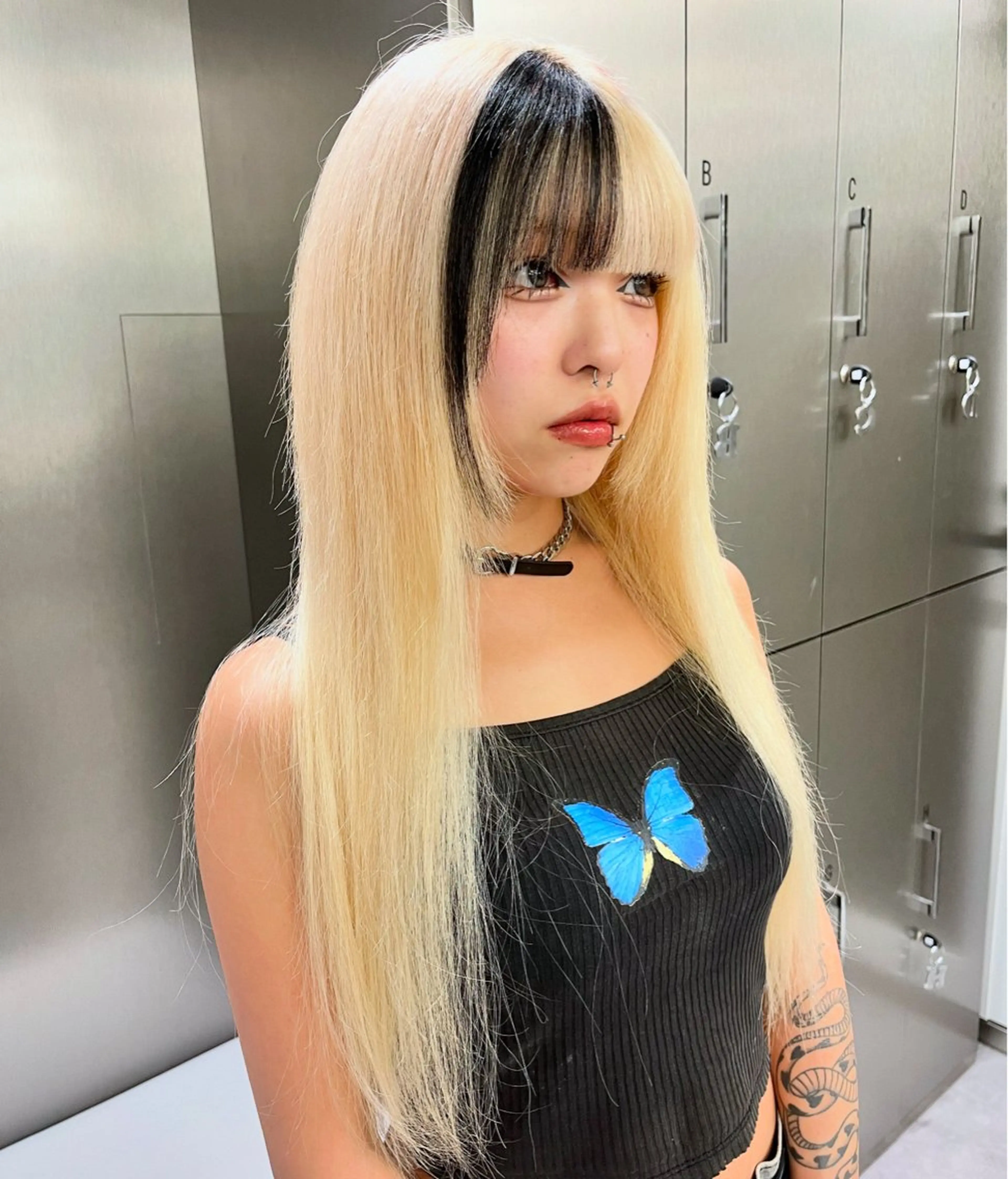 ロング カラー ブリーチ矯正/ ブリーチ特化mikaのヘアスタイル