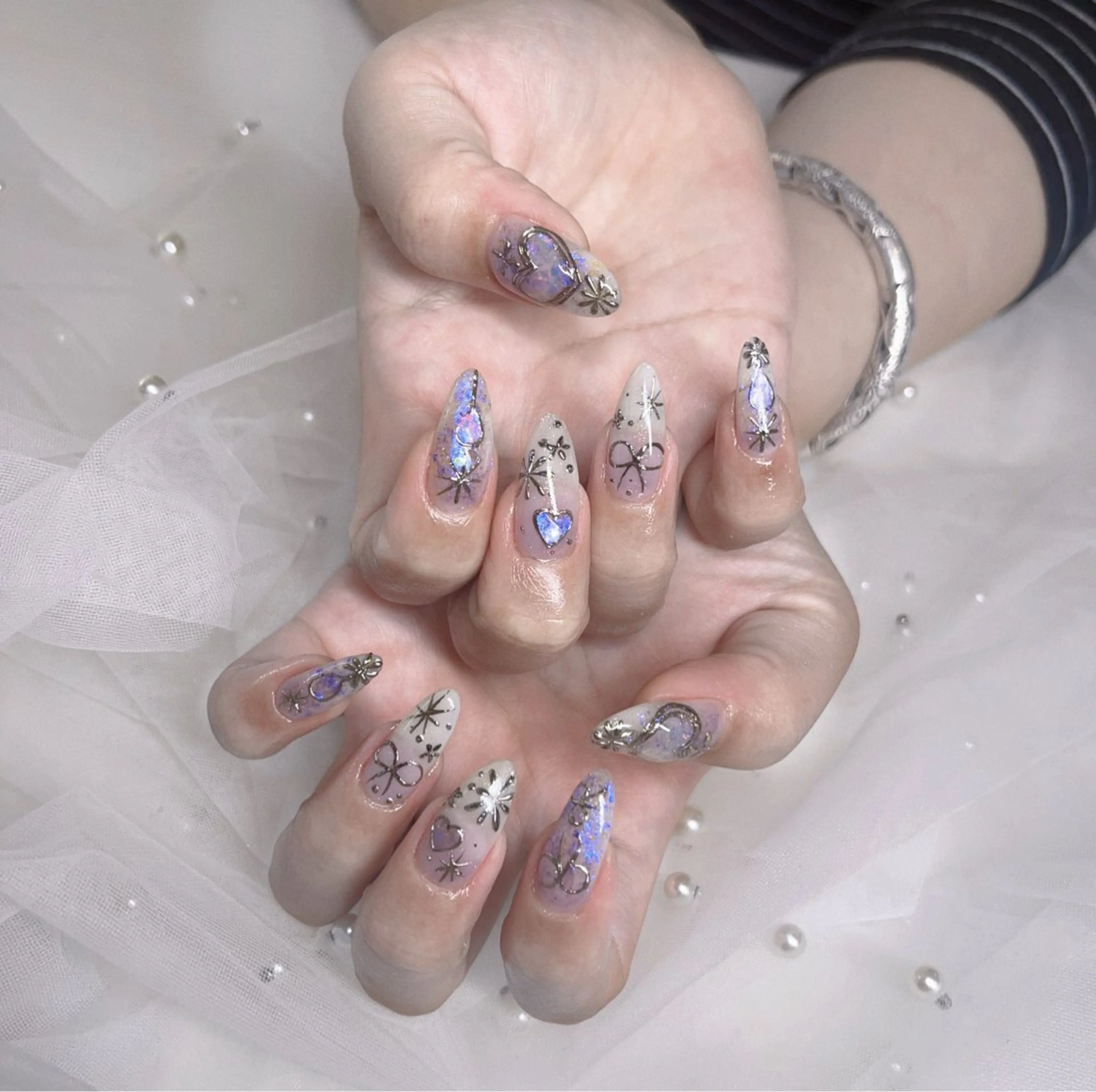 ネイル Fairyフェアリーネイルサロン所属・Nail Hibi サロンのネイルデザイン