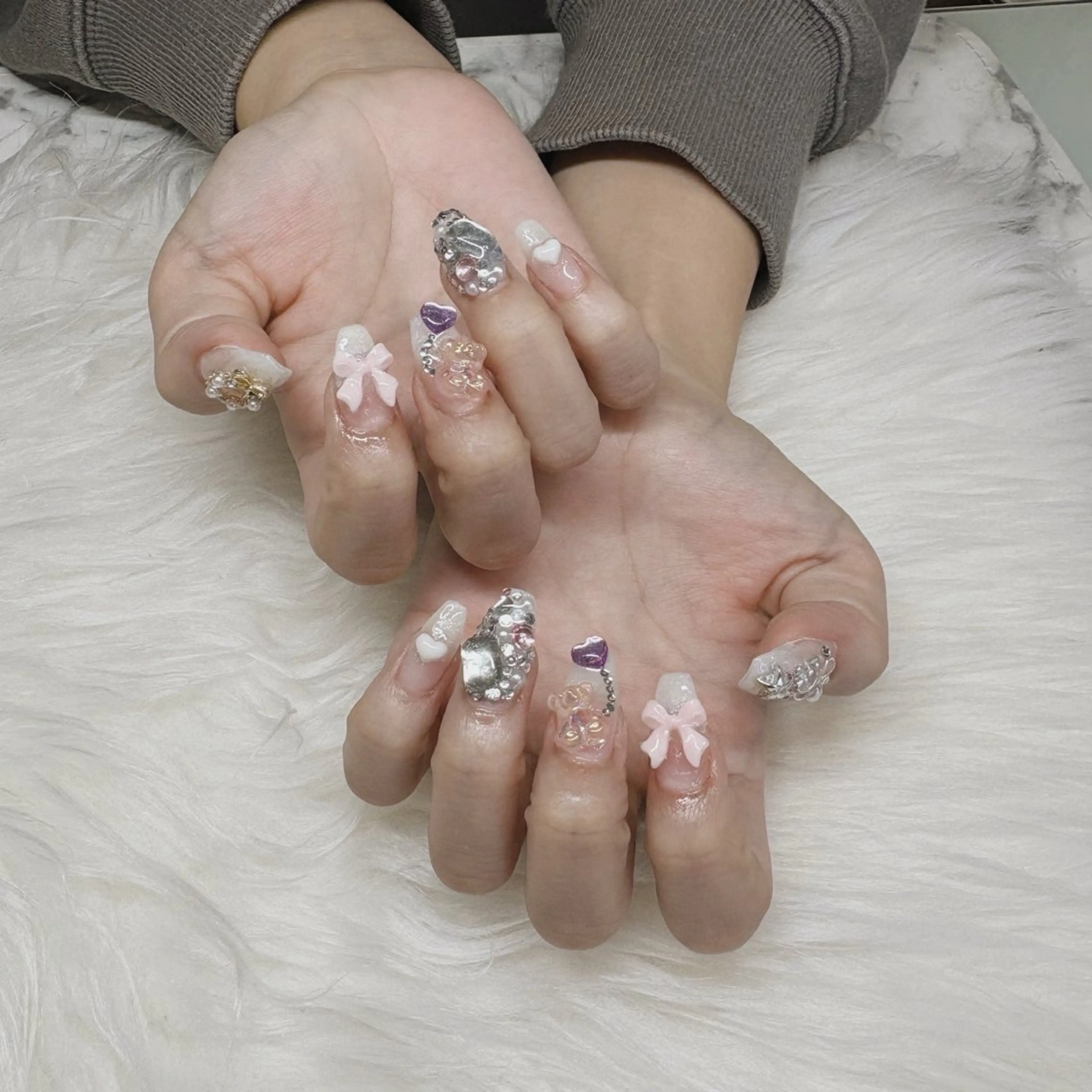 セミロング ハンドネイル see love gritterのネイルデザイン