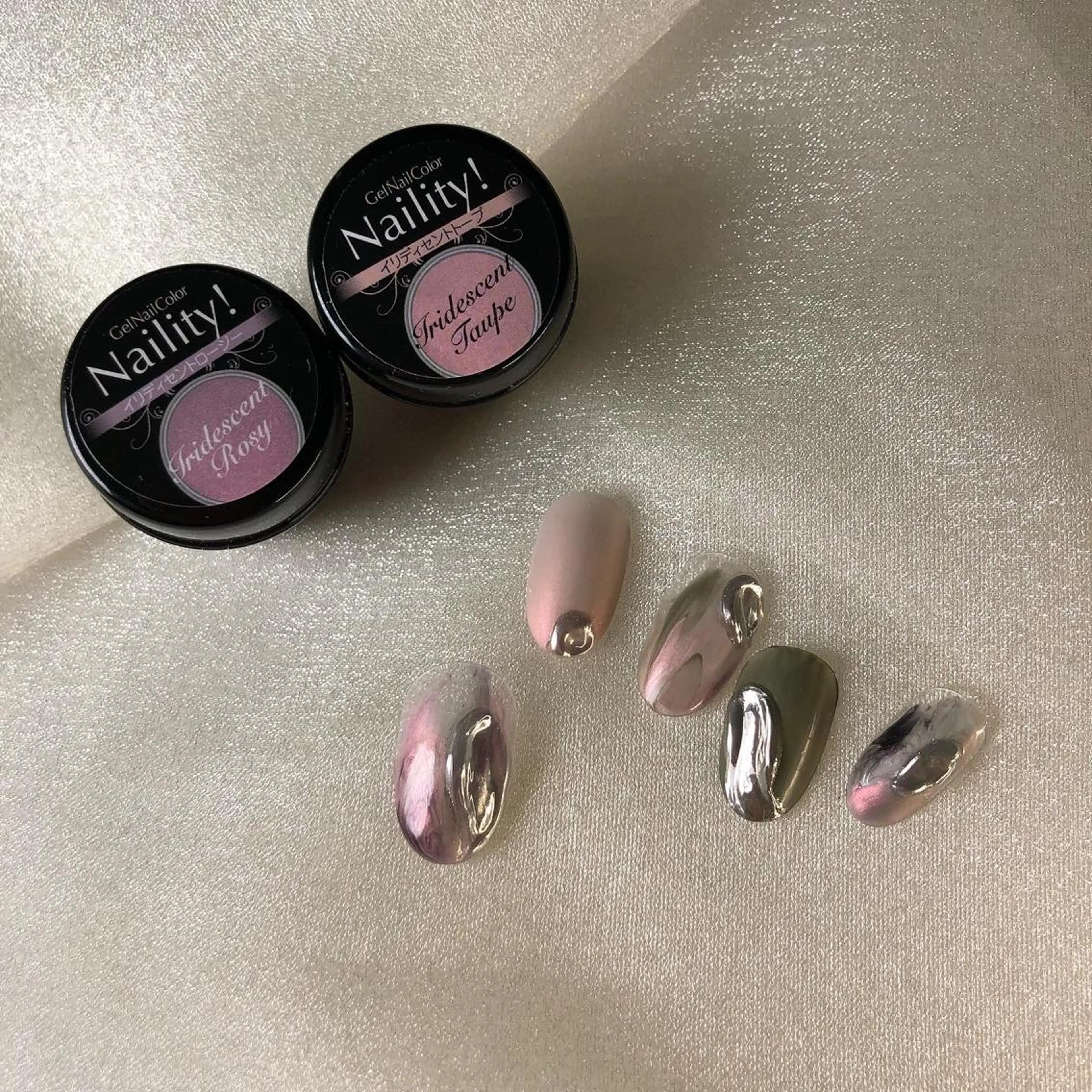 ネイル ジェルネイル 氷ネイル・うるうるネイル マグネットネイル ミラーネイル ニュアンスネイル You kyehwaのネイルデザイン