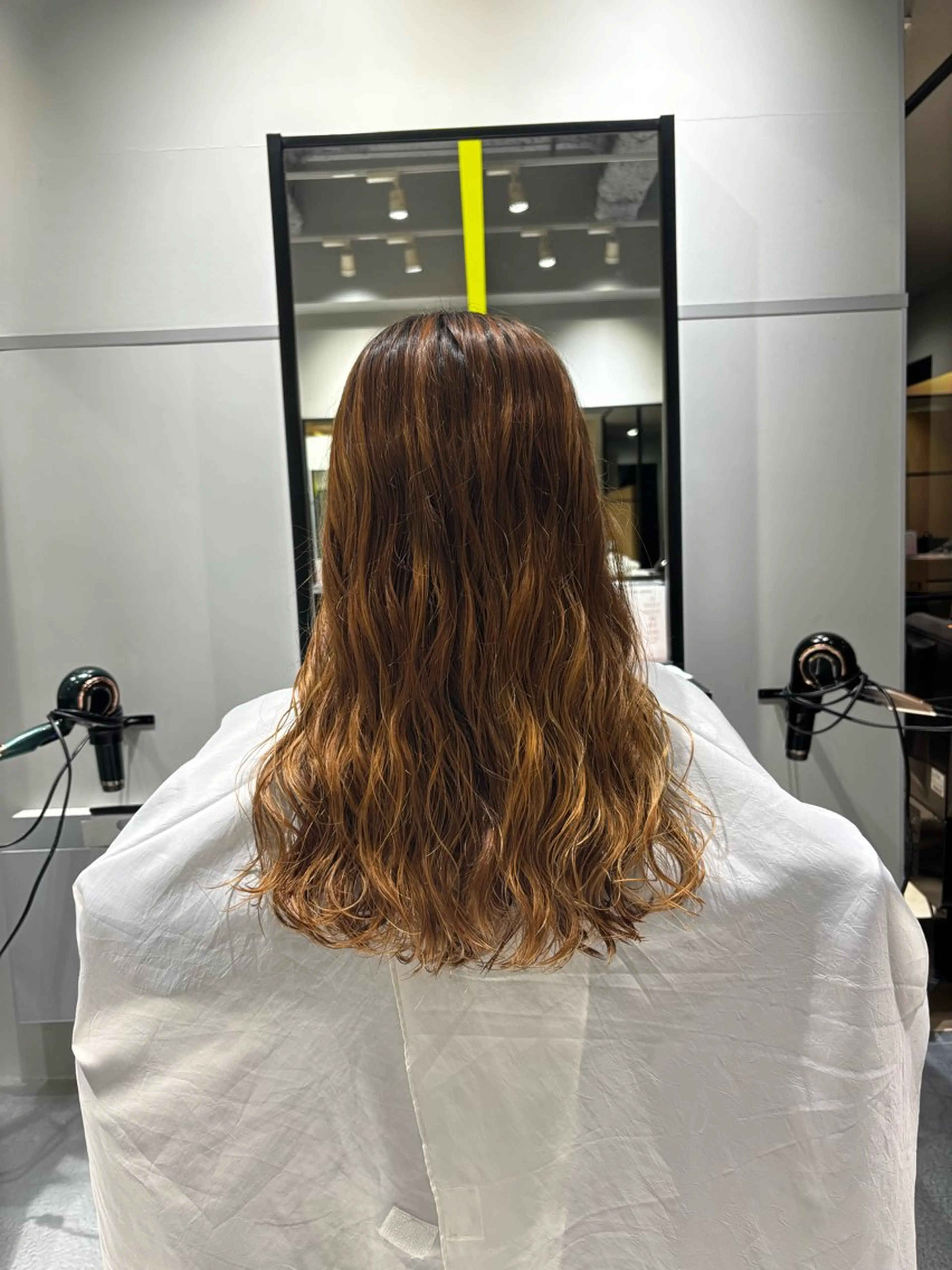 ロング パーマ 森田 葵葉のヘアスタイル