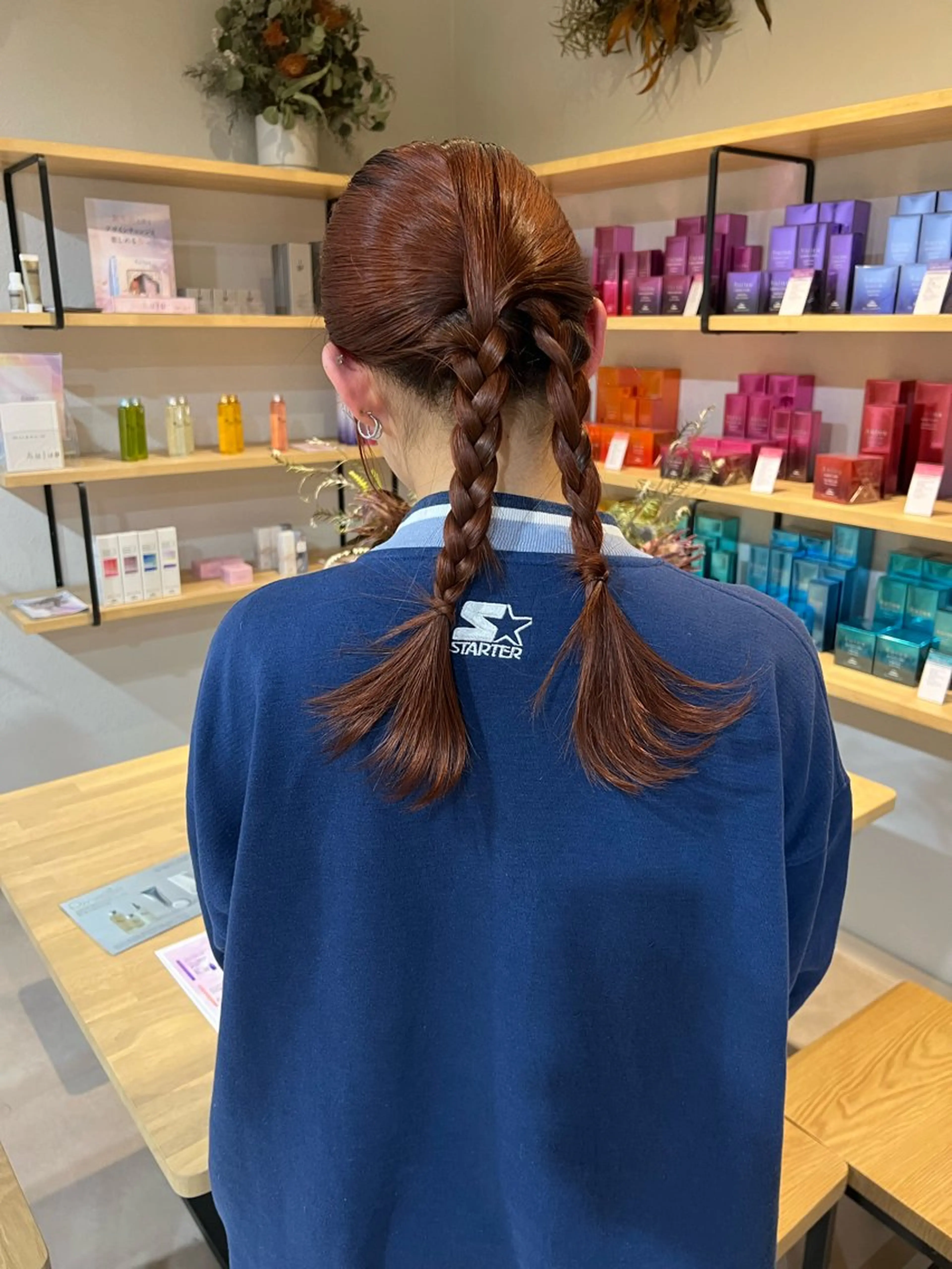 セミロング velua yumekaのヘアスタイル