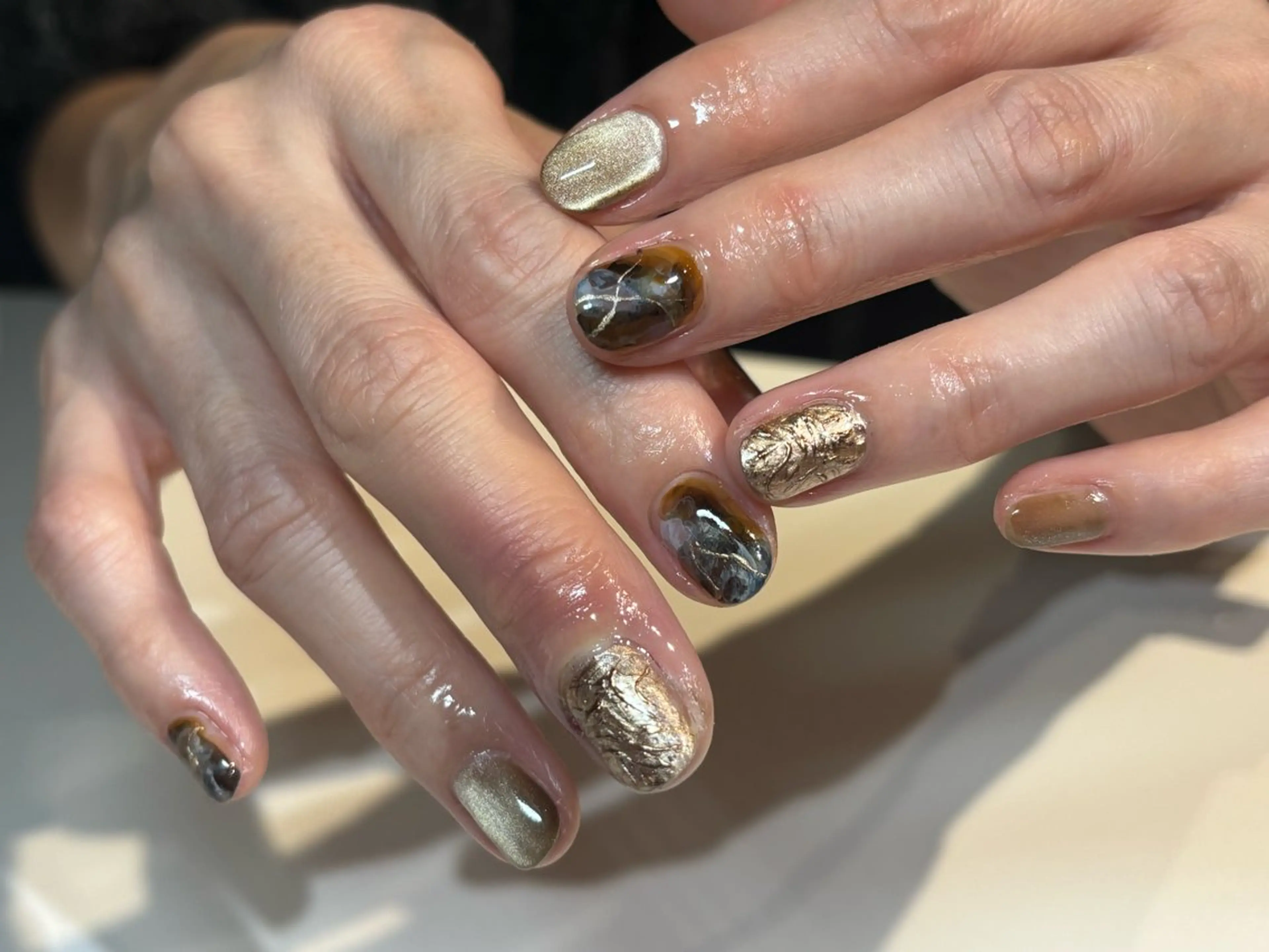 ネイル フットネイル フレンチネイル ジェルネイル グラデーション マグネットネイル ハンドネイル ヘアー.ネイル二刀流 misa🫧のヘアスタイル