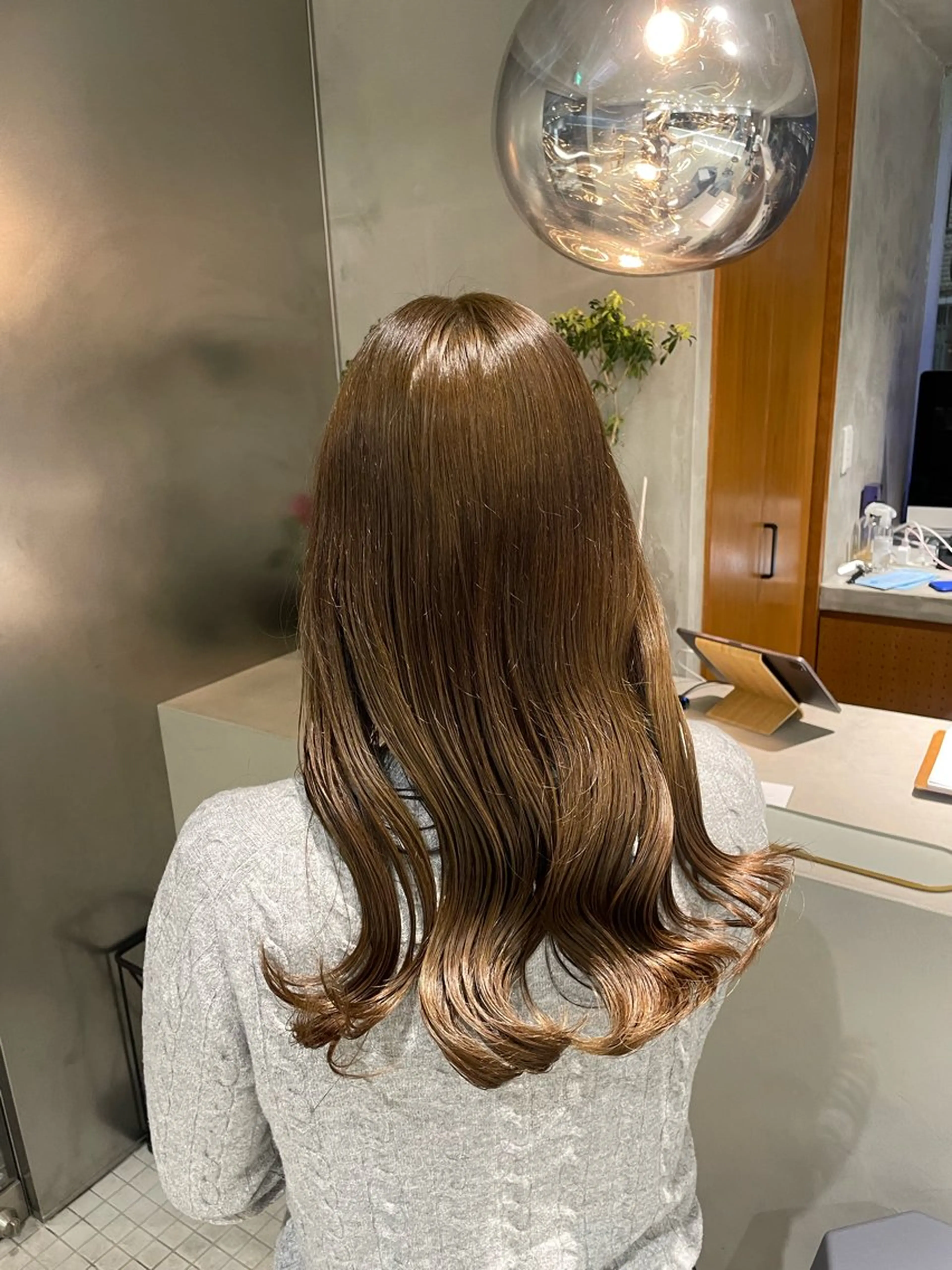 ロング カラー 頼金 愛海のヘアスタイル