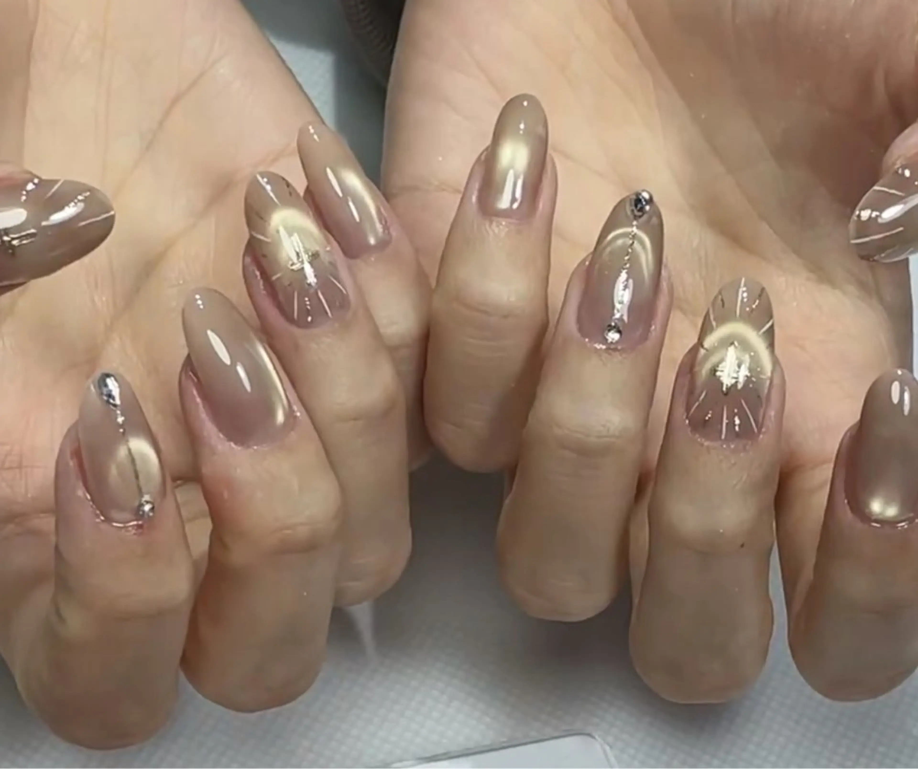 ネイル アートネイル 韓国ネイル 持ち込み ニュアンスネイル ワンカラーネイル イブ ネイリのネイルデザイン