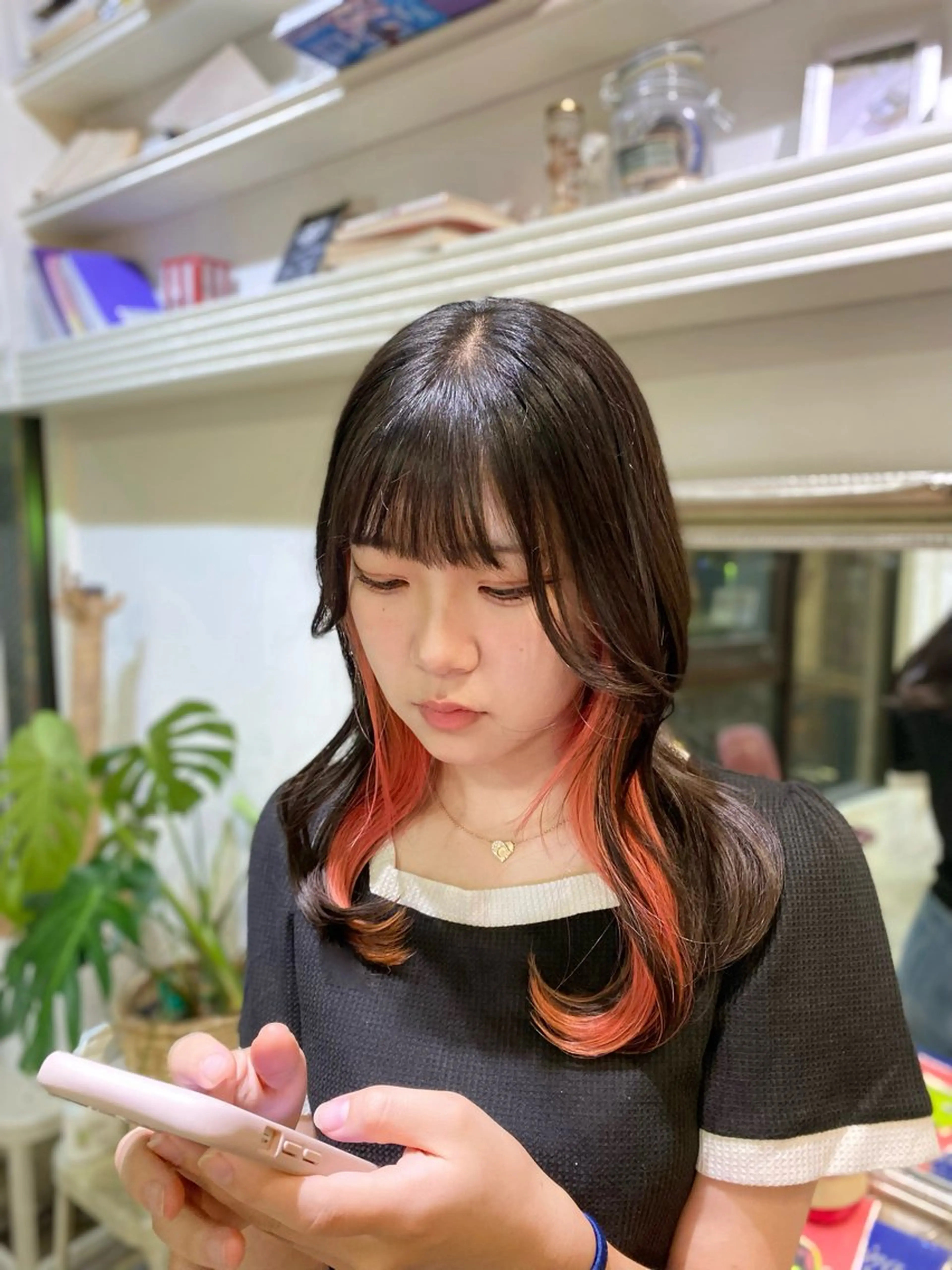 セミロング カラー ブリーチ Narumi 🧚♂️の眉毛・アイブロウイメージ