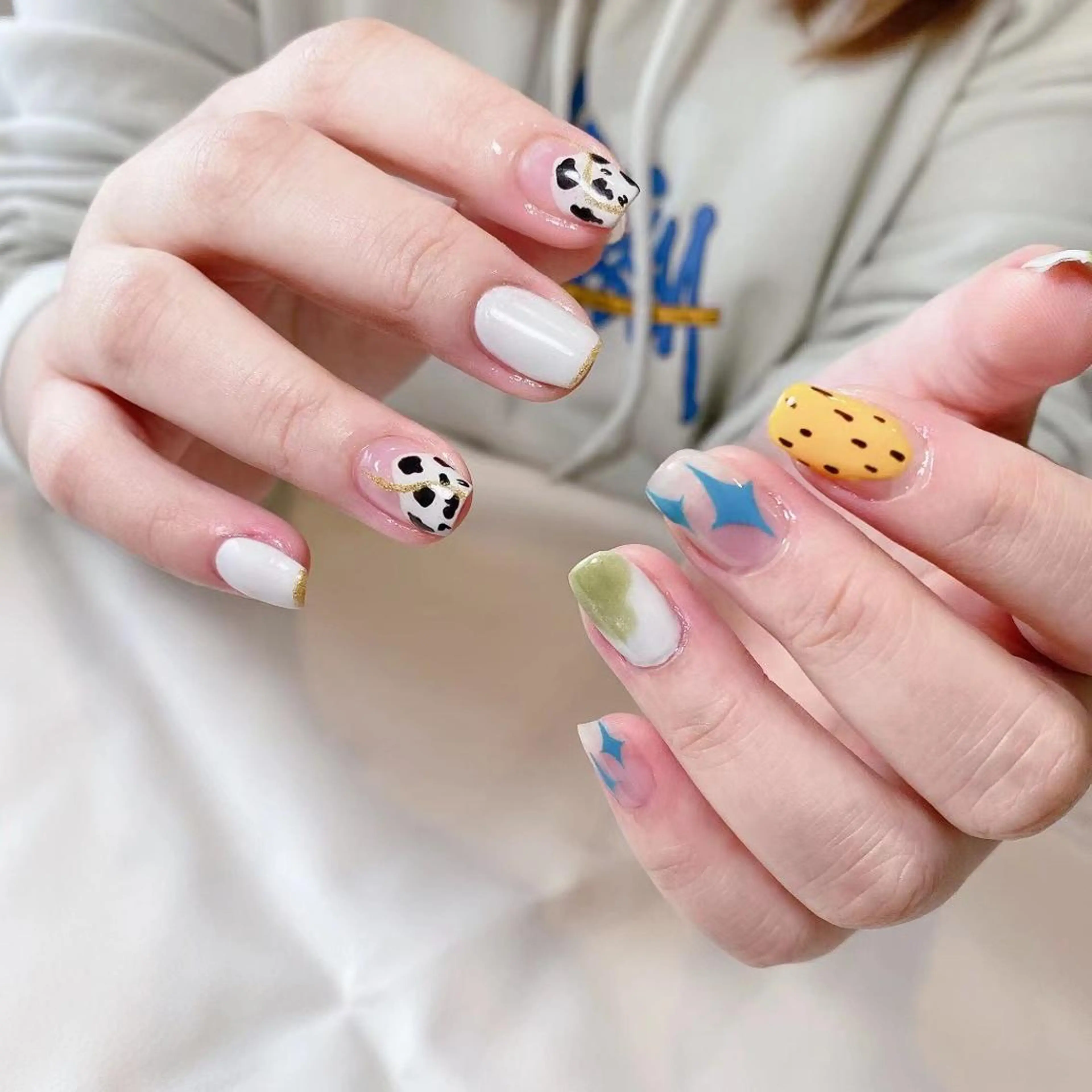 ネイル ネイルサロン 9Carats神田のネイルデザイン