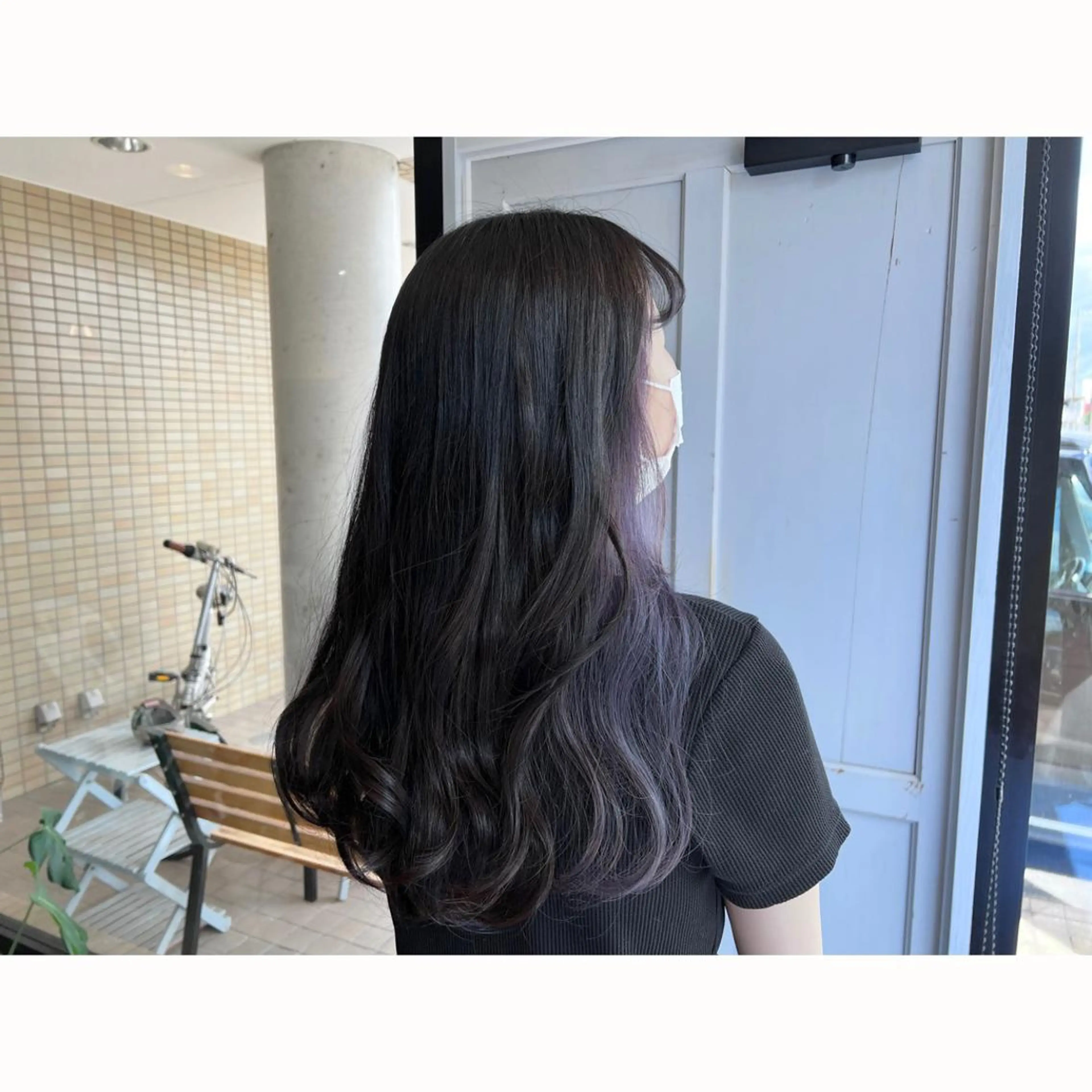 ロング カラー アッシュ バイオレットカラー ヘアカラー トリートメント ツキダテ ユイのヘアスタイル