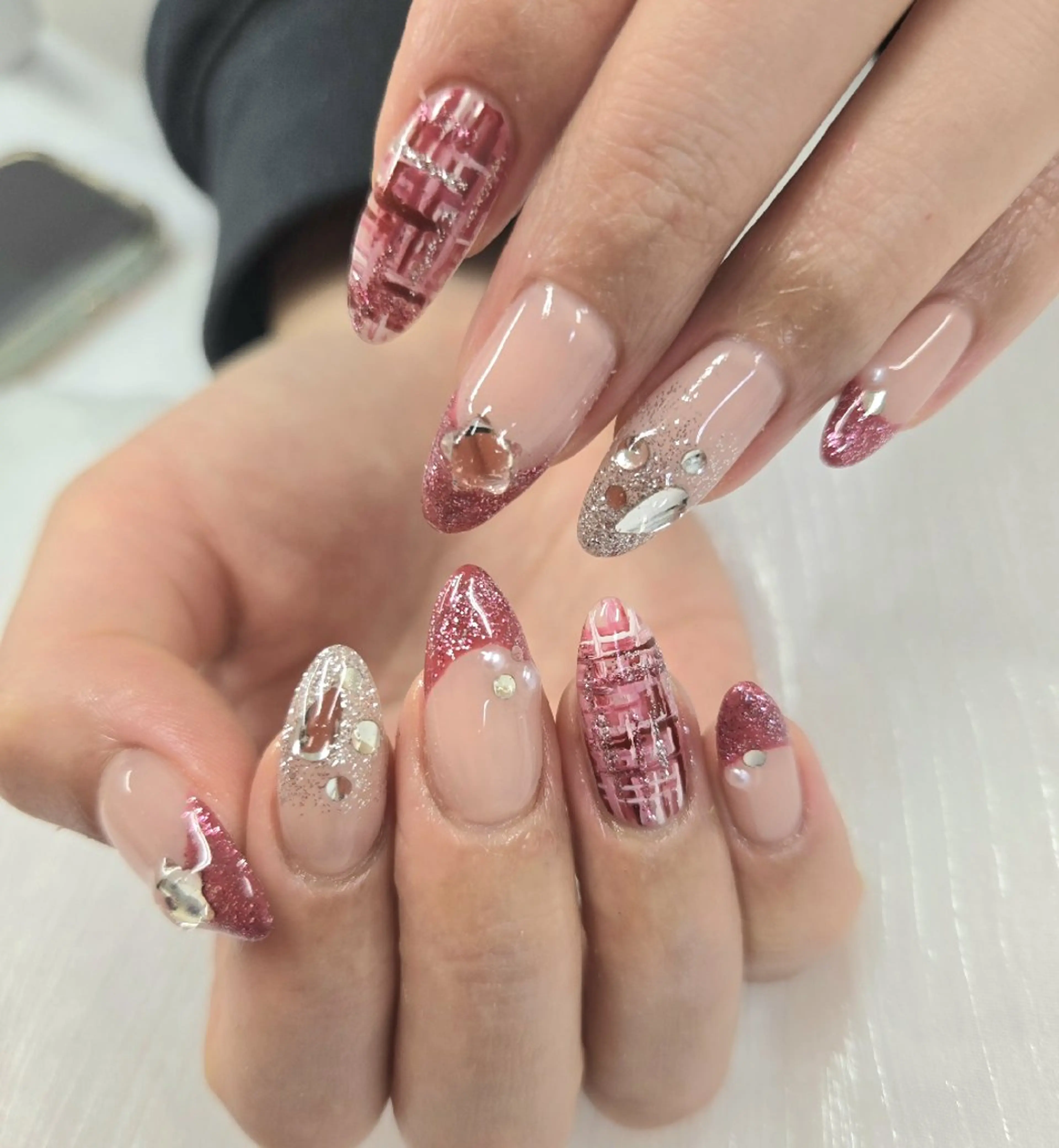 ネイル アートネイル オーロラネイル チークネイル 成人式 ジェルネイル ハンドネイル 河野ちえ (雑誌掲載サロン)のネイルデザイン